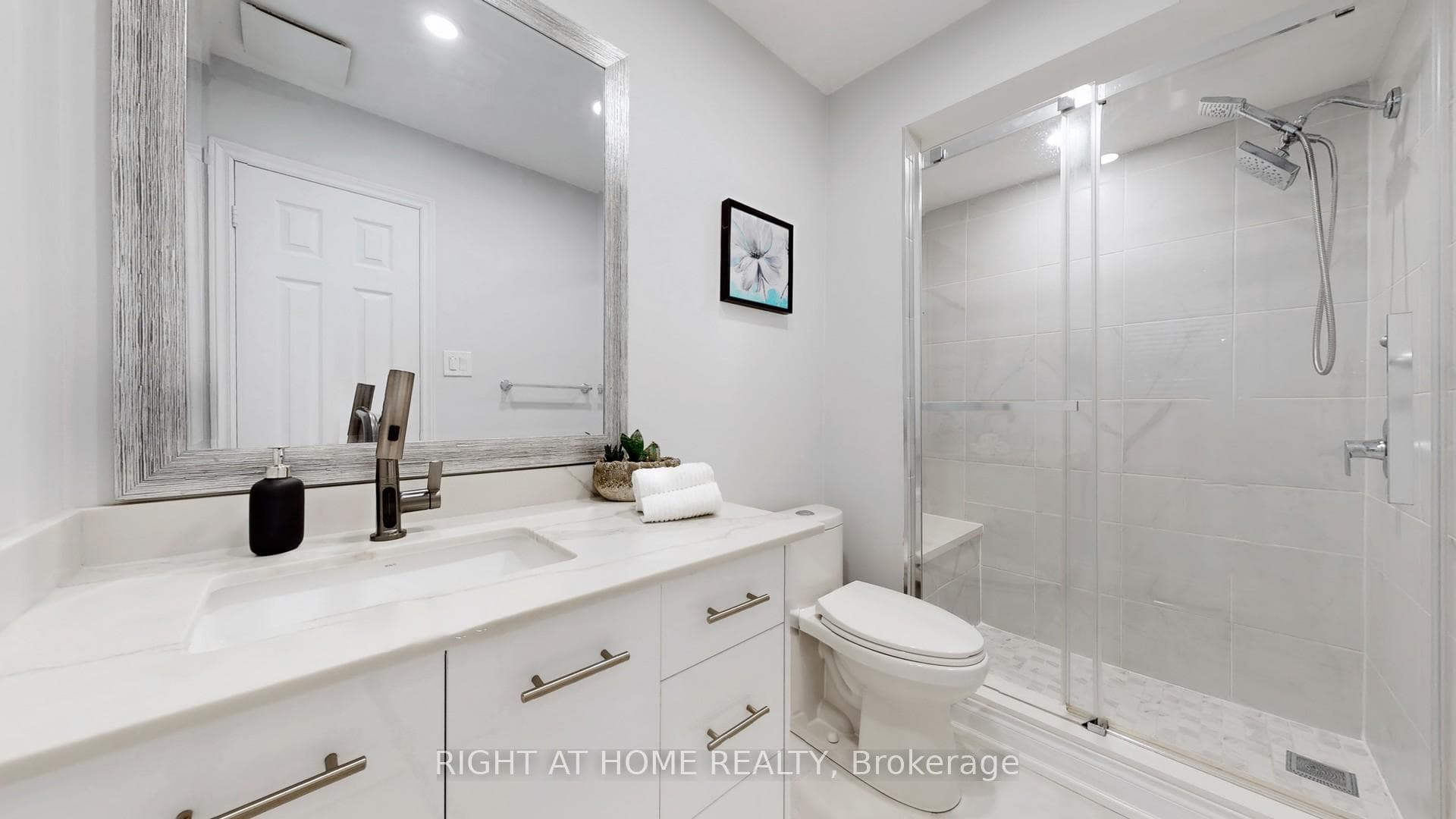 504 Bartholomew Drive photo 25