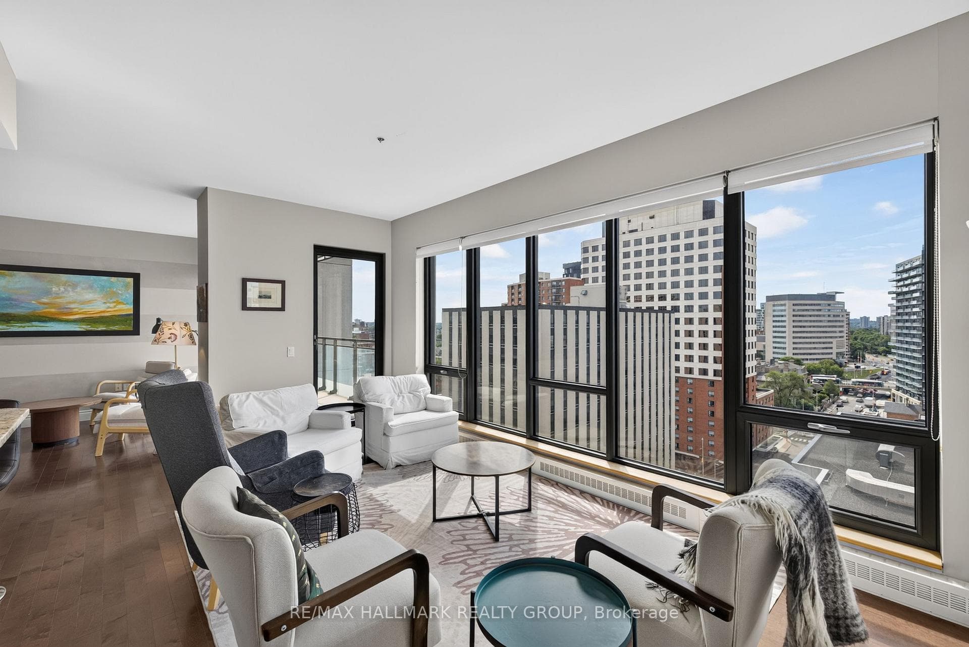 90 George Street Unit 1301 photo 9