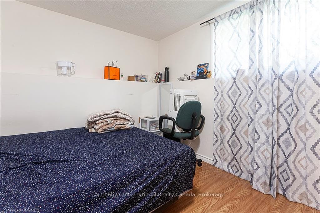 579 KORTRIGHT Road photo 26