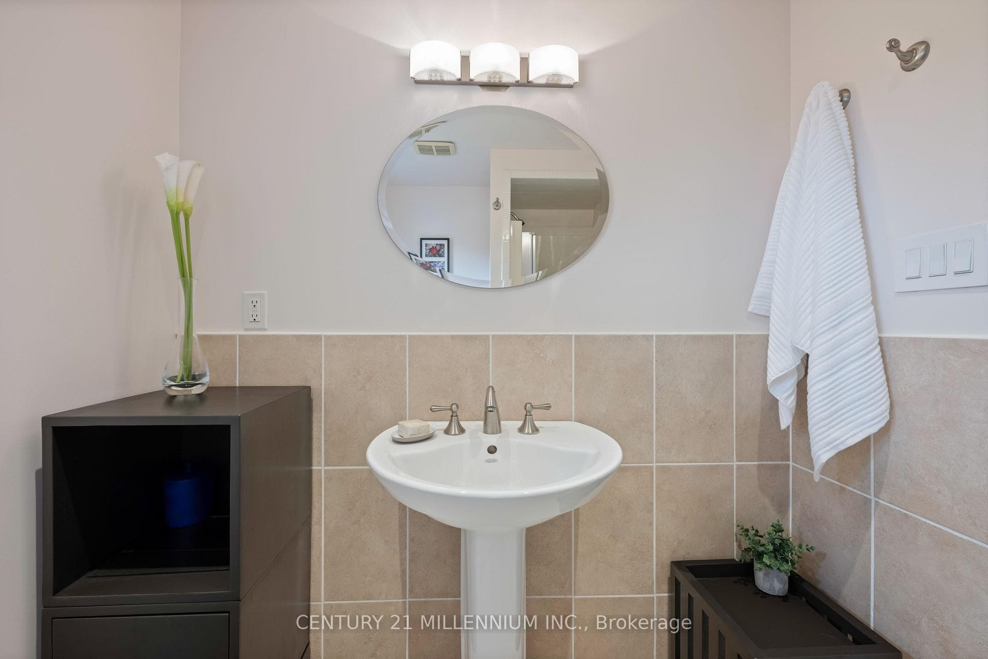 43 Erindale Crescent photo 17
