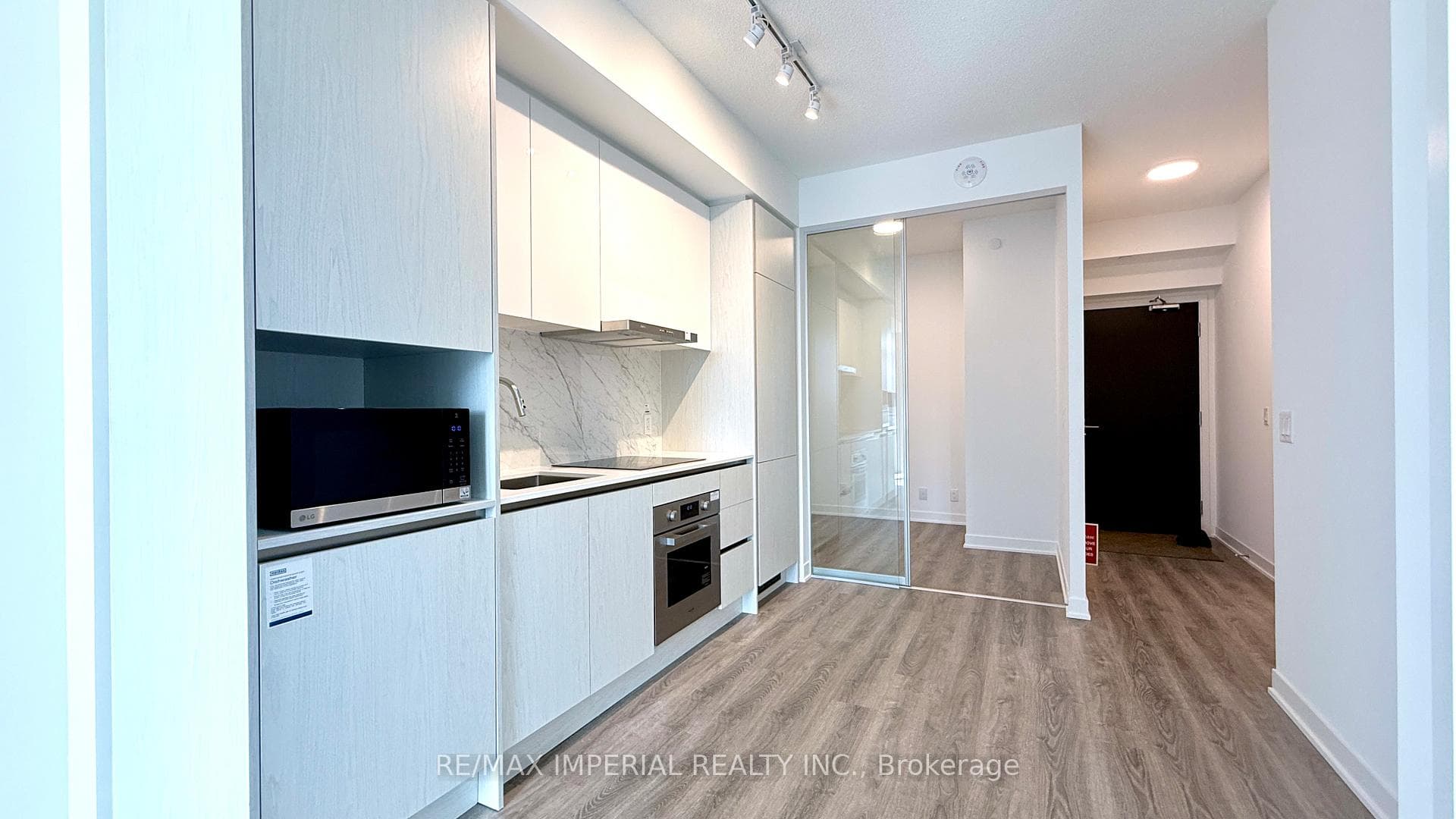 180 Front Street Unit 2107 photo 13