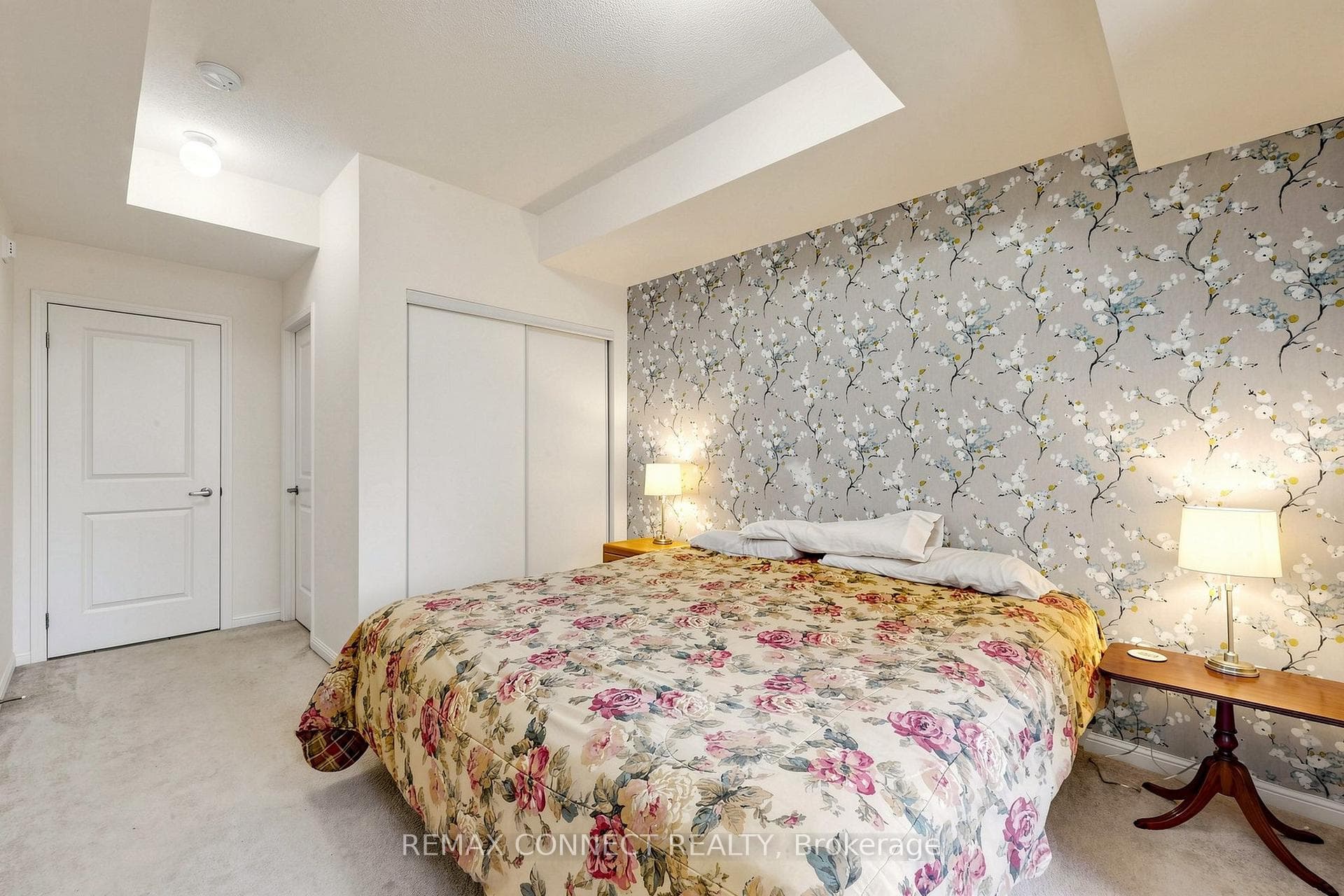 84 Aspen Springs Drive Unit 307 photo 20