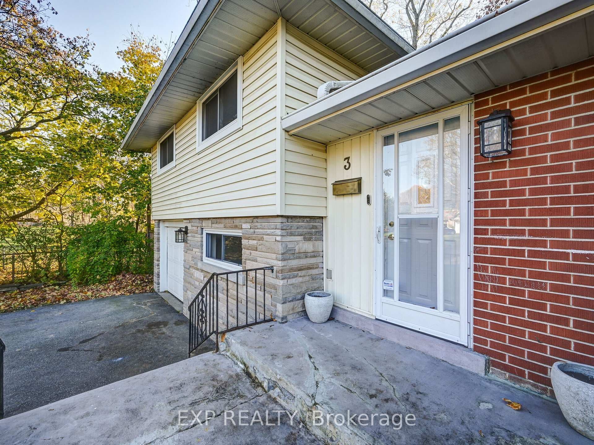 3 Dundana Avenue photo 2