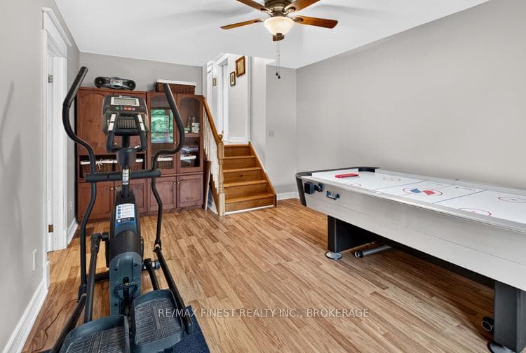 2038 Valleyview Drive photo 39