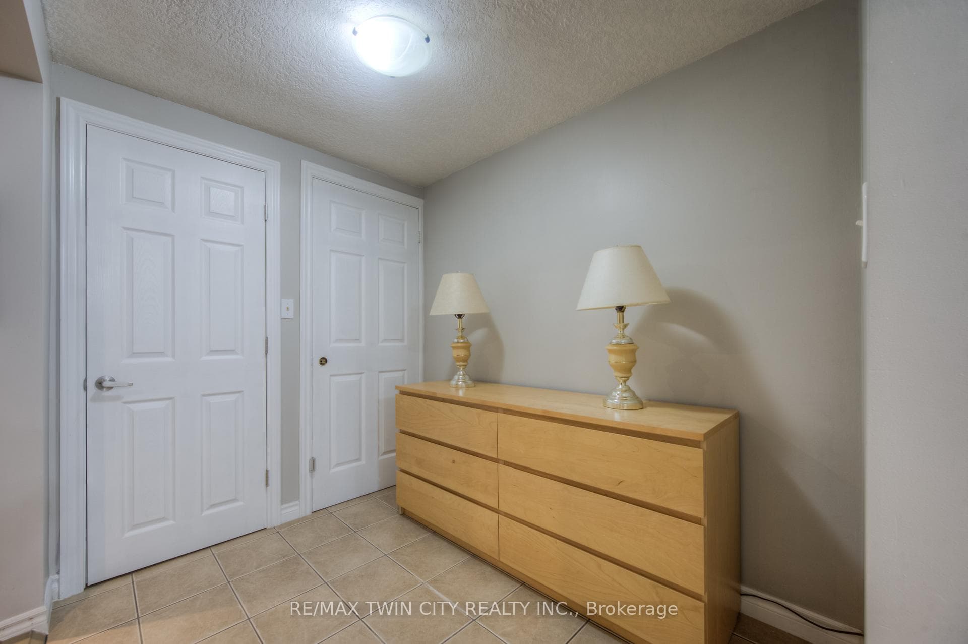 6 Bakersfield Drive photo 30