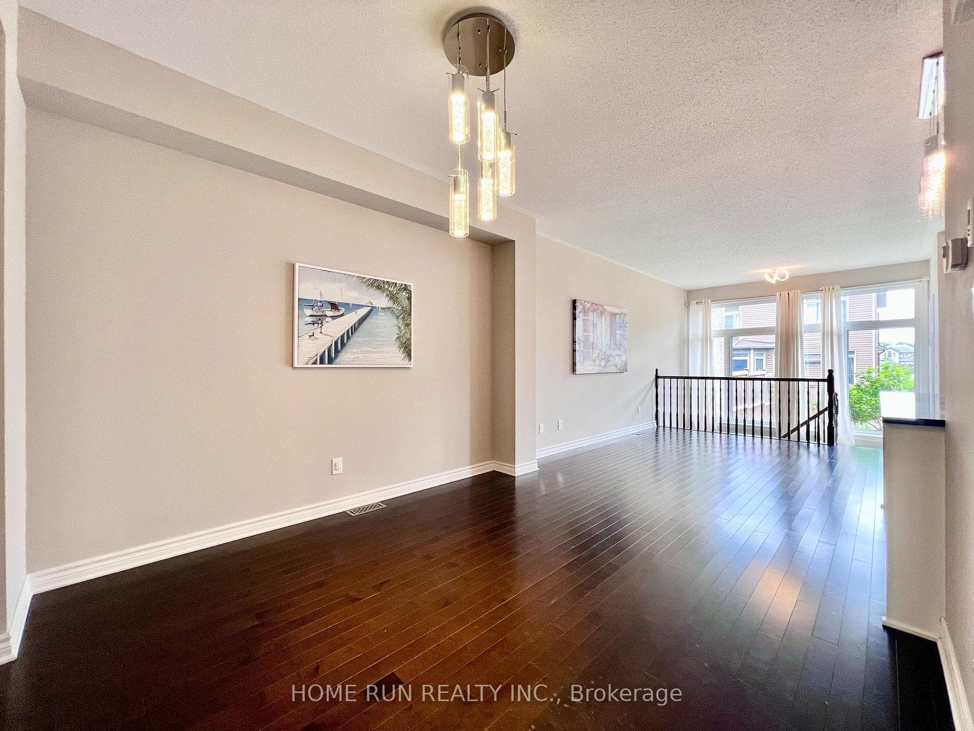 637 Tennant Way photo 7