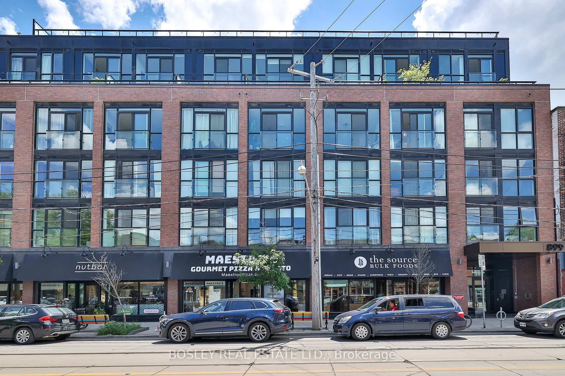 899 Queen Street Unit 607 photo 45