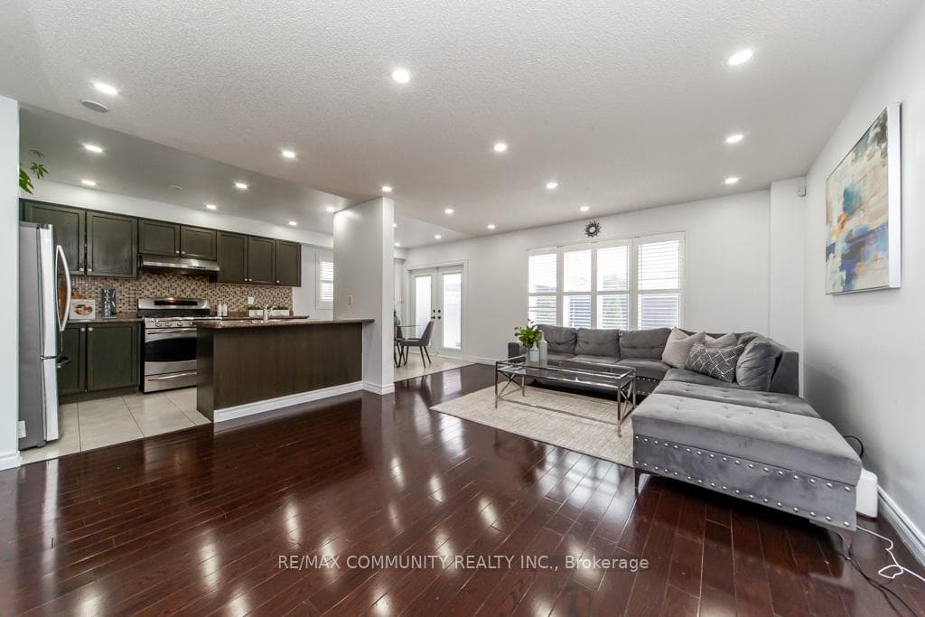 59 Formosa Avenue photo 8