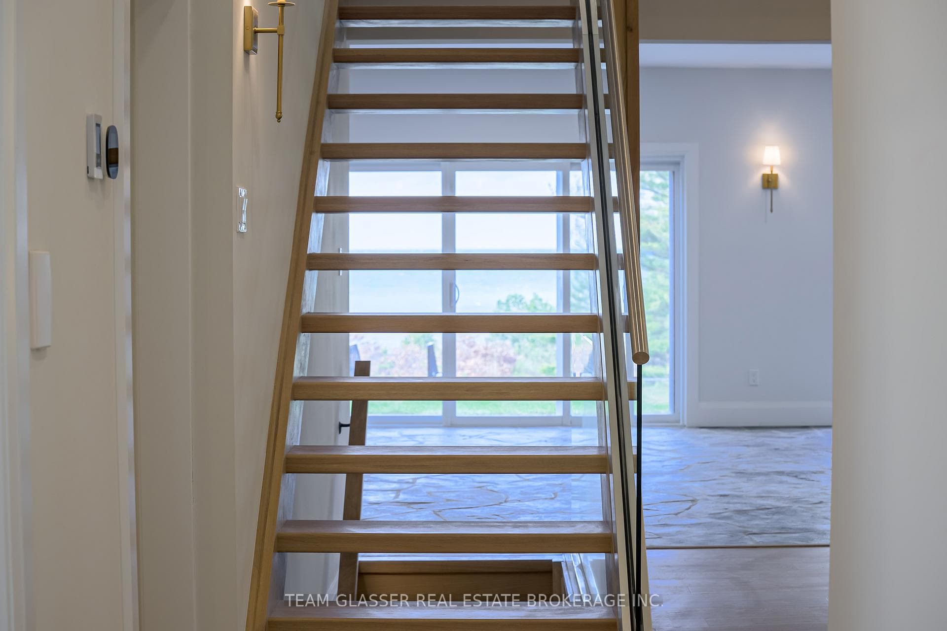 5B LAKESHORE Drive photo 21