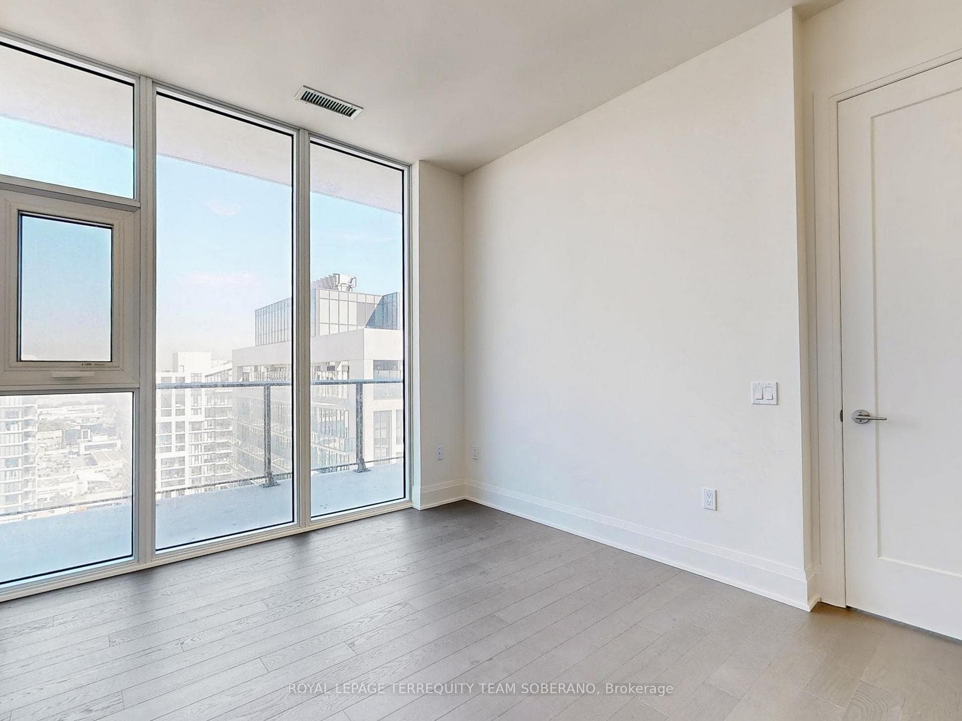 8960 Jane Street Unit PH109 photo 24