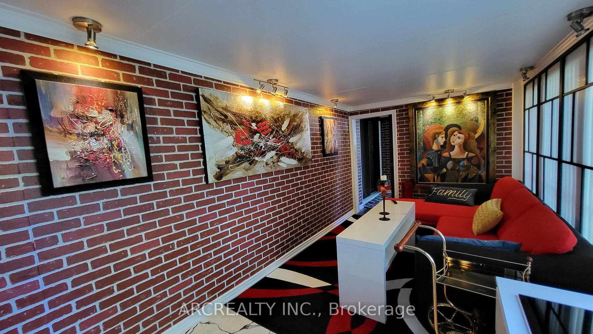 2 Oriole Parkway photo 25