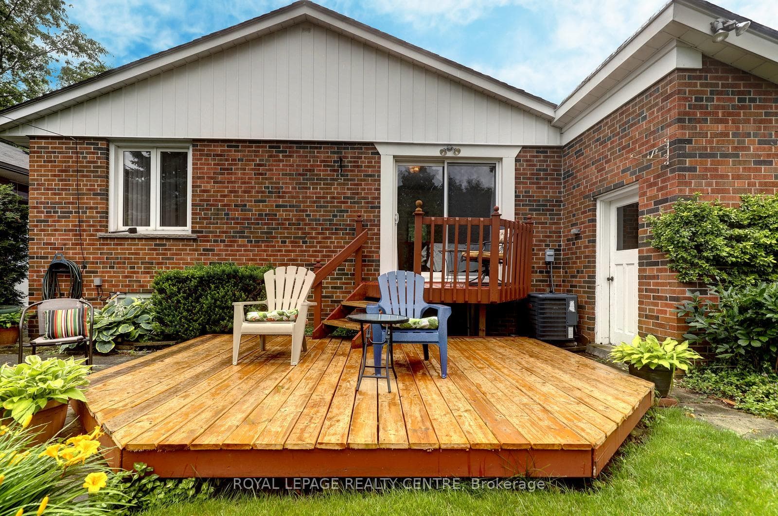 3119 Ballydown Crescent photo 32
