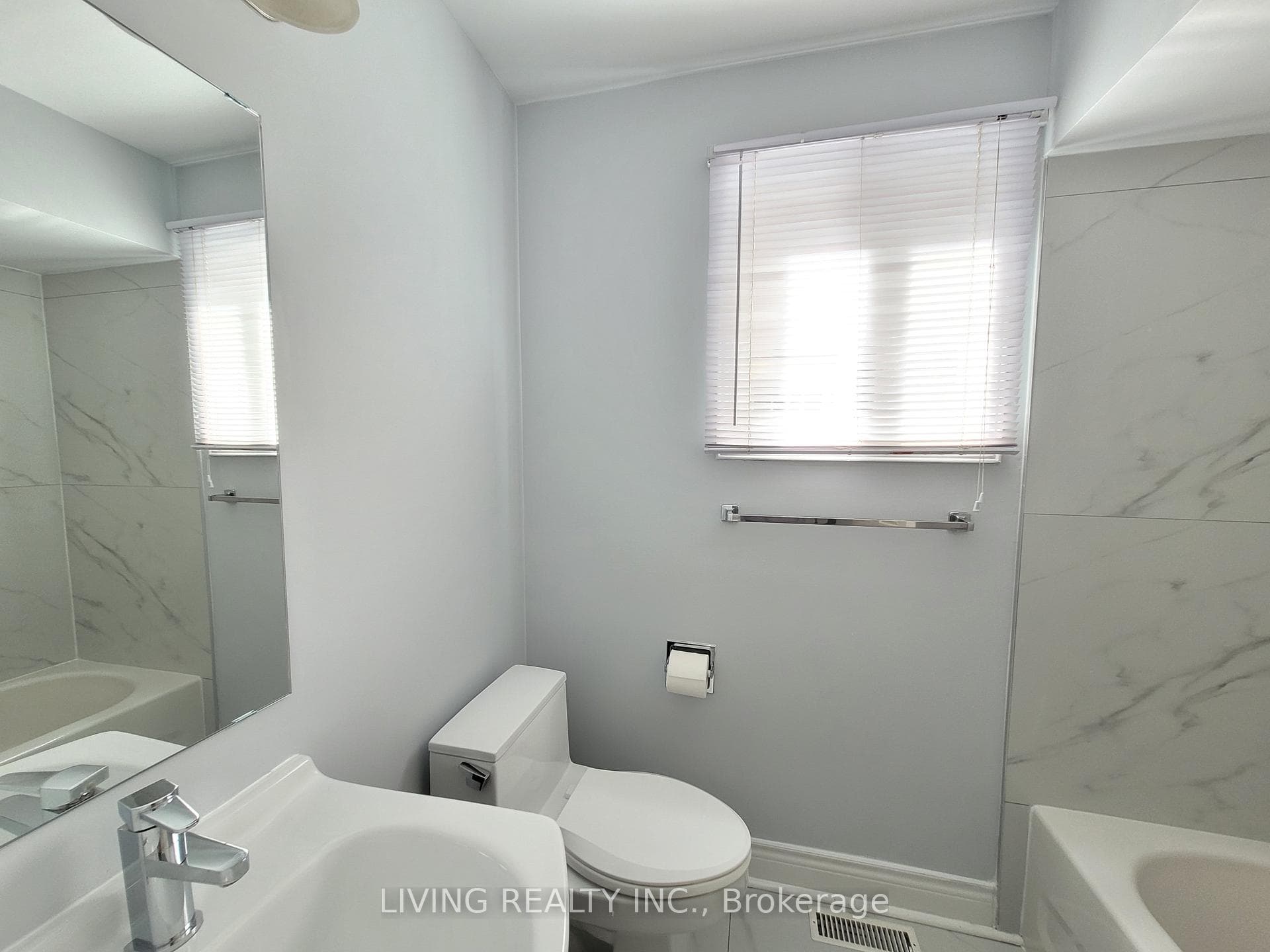 989 Whispering Wood Drive photo 25