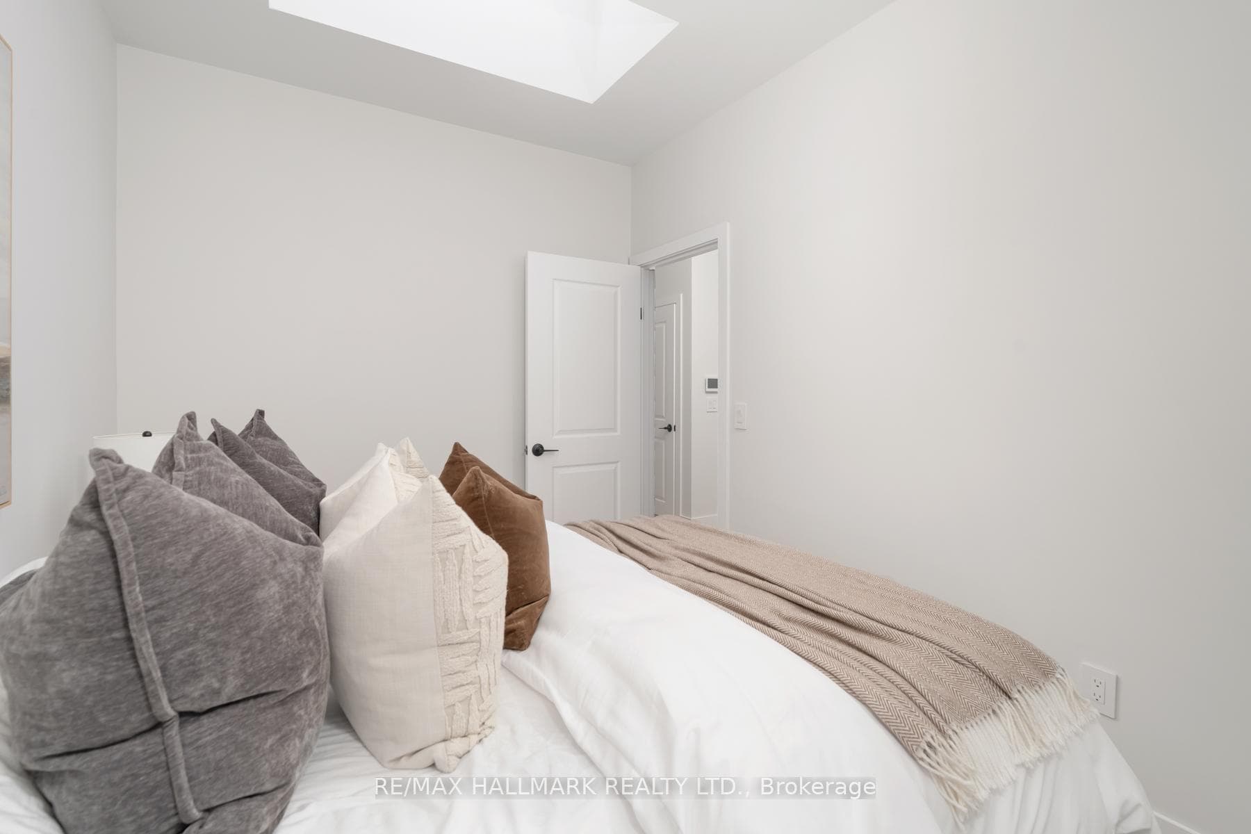 167 Sammon Avenue photo 28