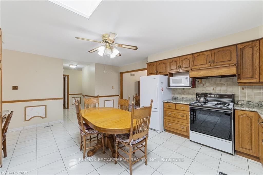 546 Dicenzo Drive photo 15