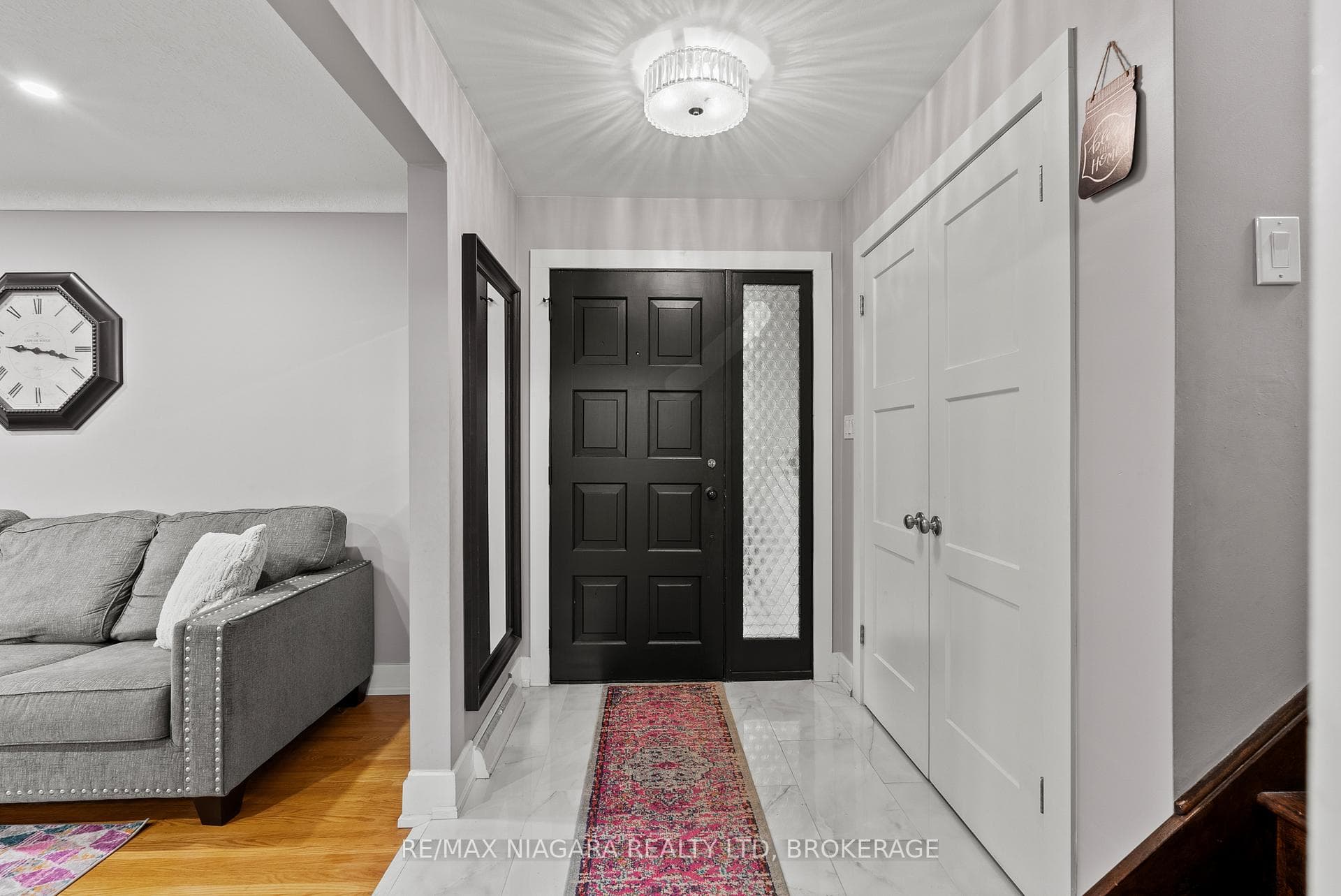 7 Ameer Drive photo 7