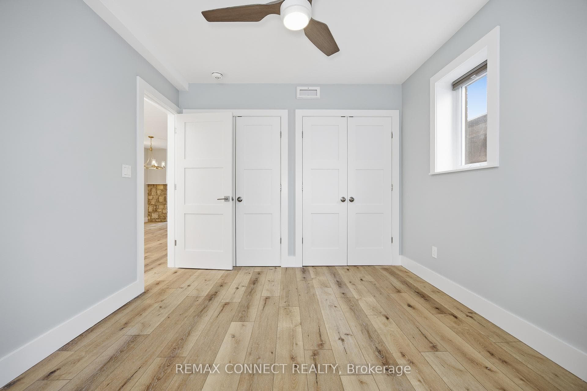 16 Rosemount Avenue photo 27