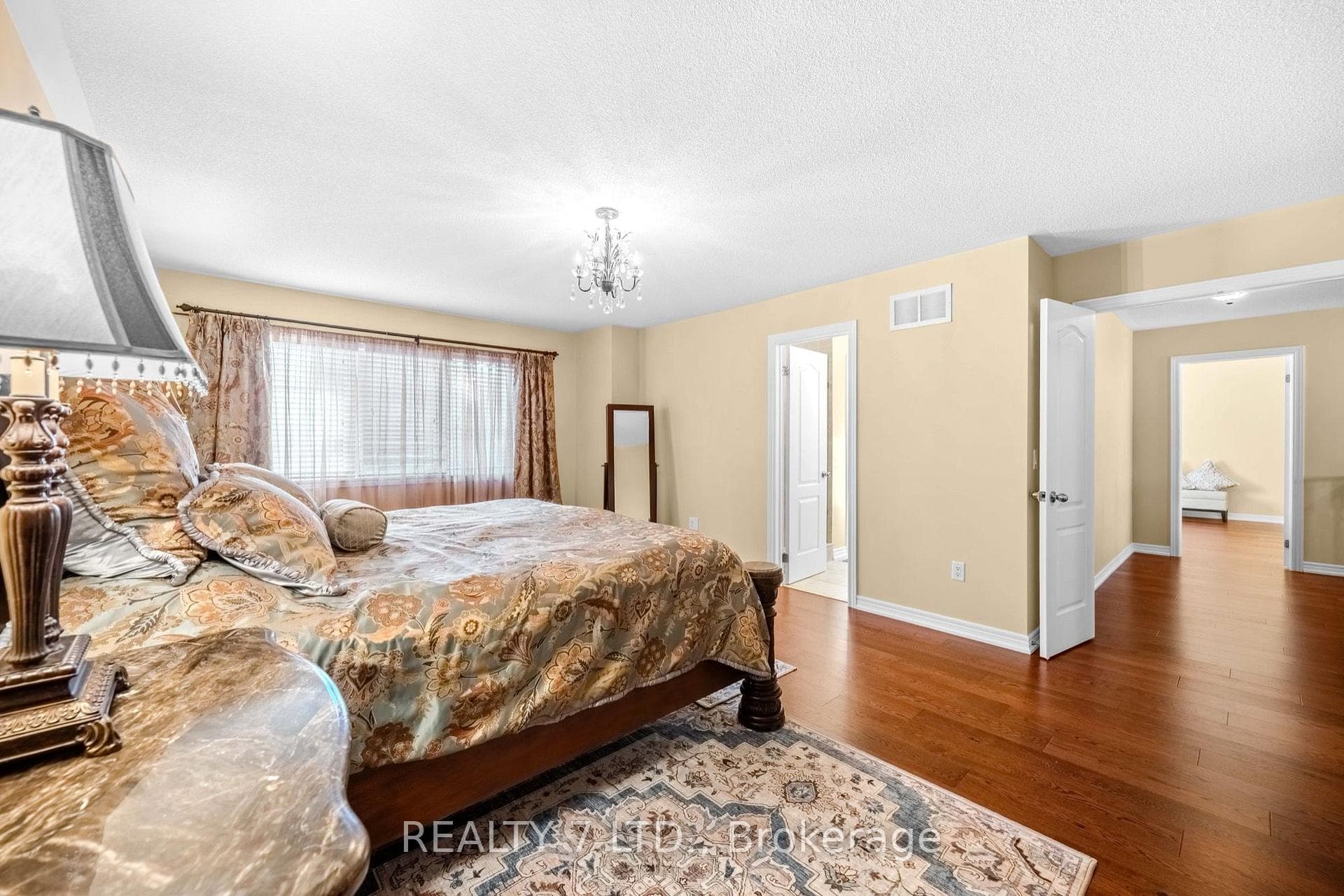 3217 Swiss Court photo 24