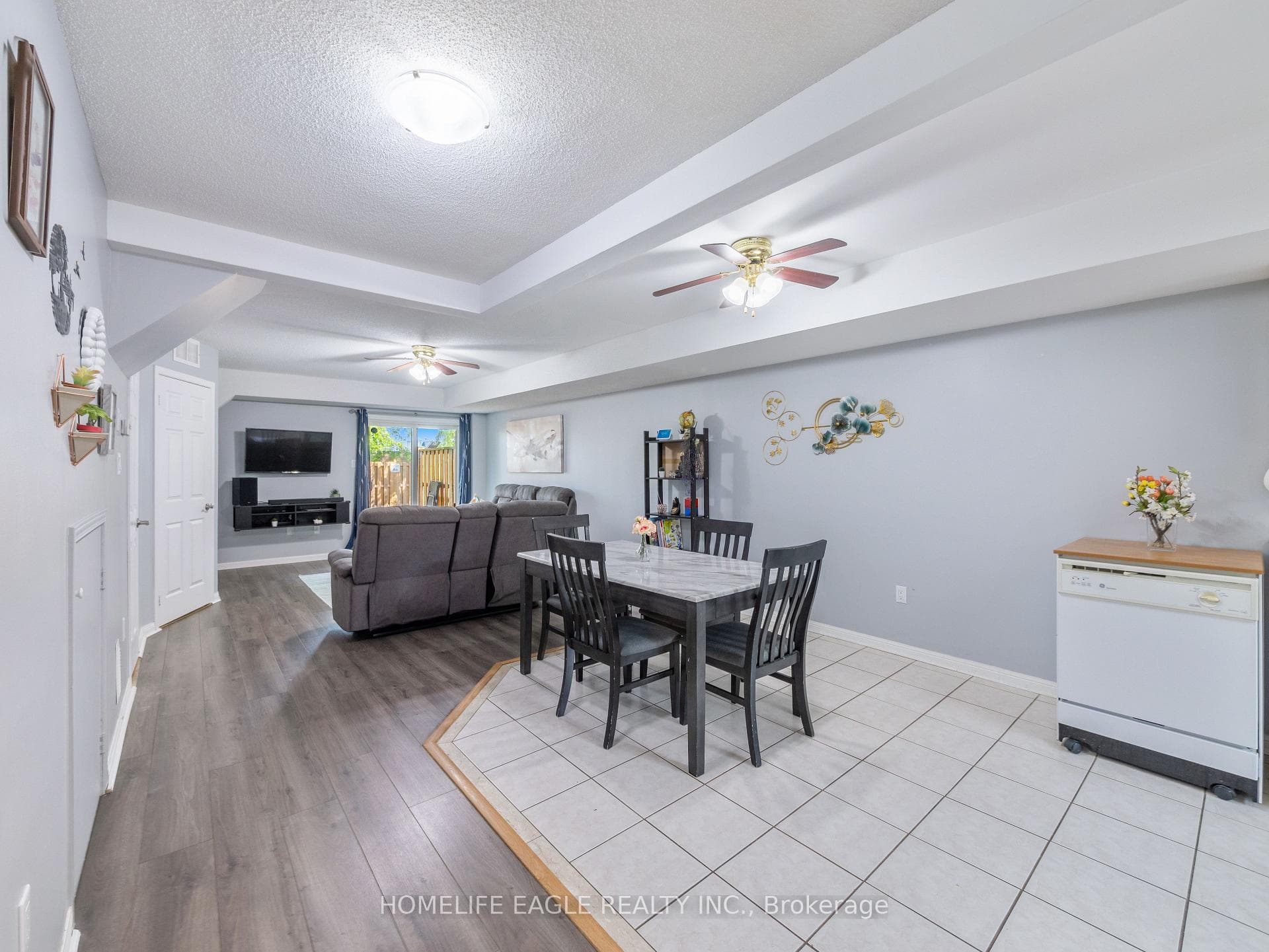 235 Ferndale Drive Unit 13 photo 3