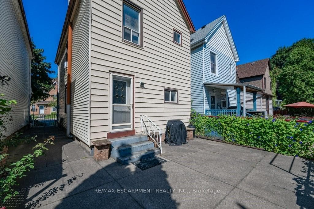 22 Niagara Street photo 31