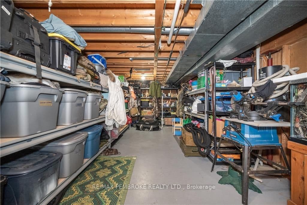 71 DORAN Street photo 26
