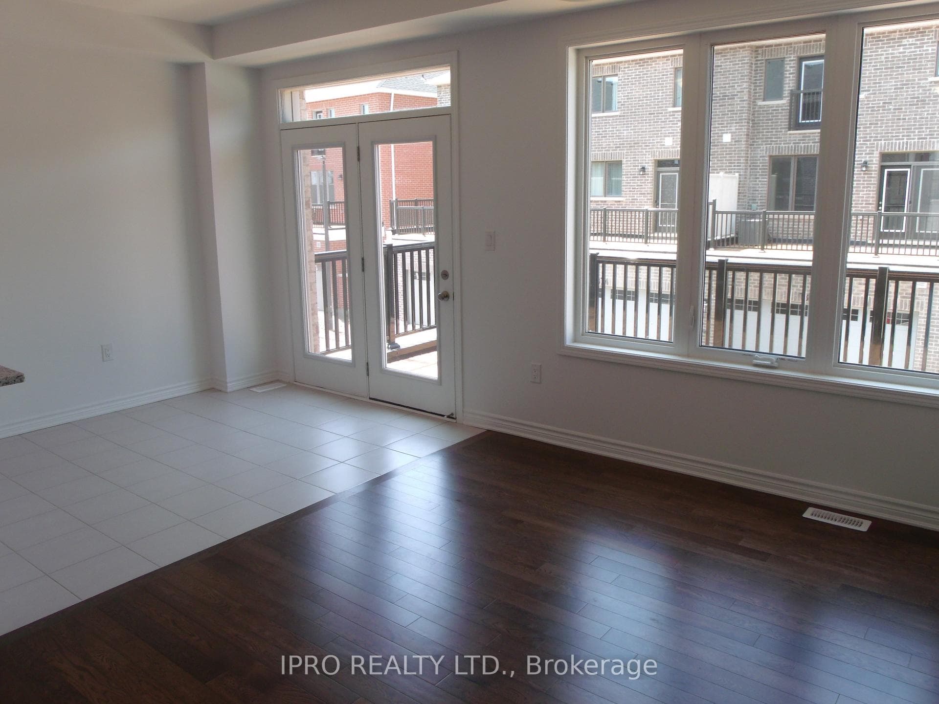 1369 Kobzar Drive photo 6