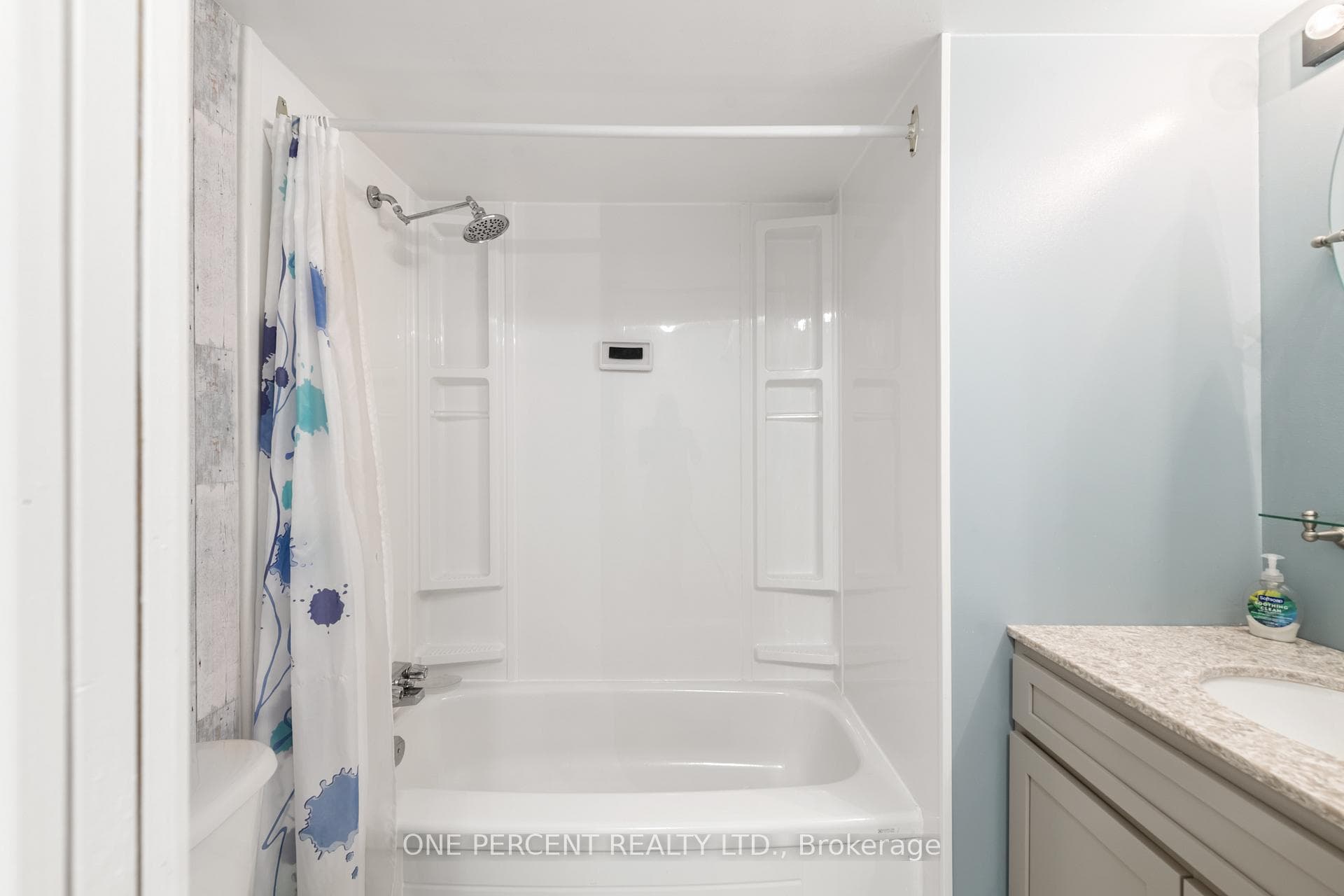 Main bathroom