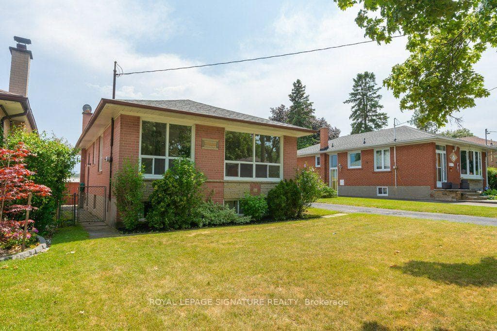 17 Risdon Court photo 31