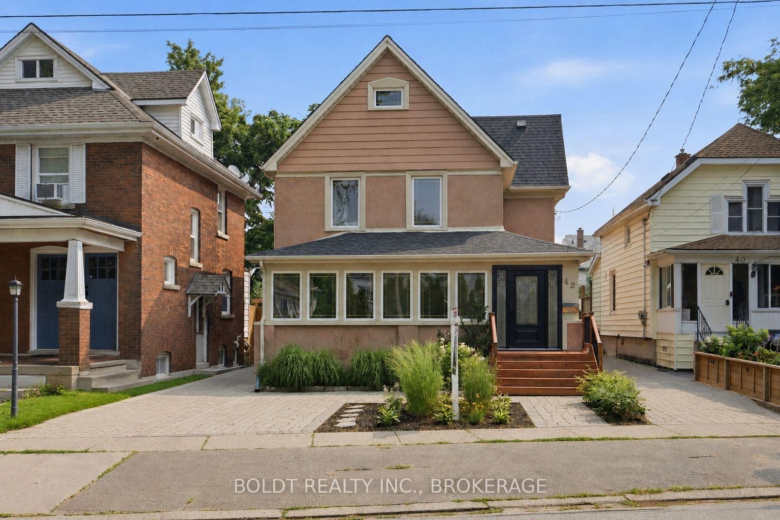 42 Thomas Street photo 1