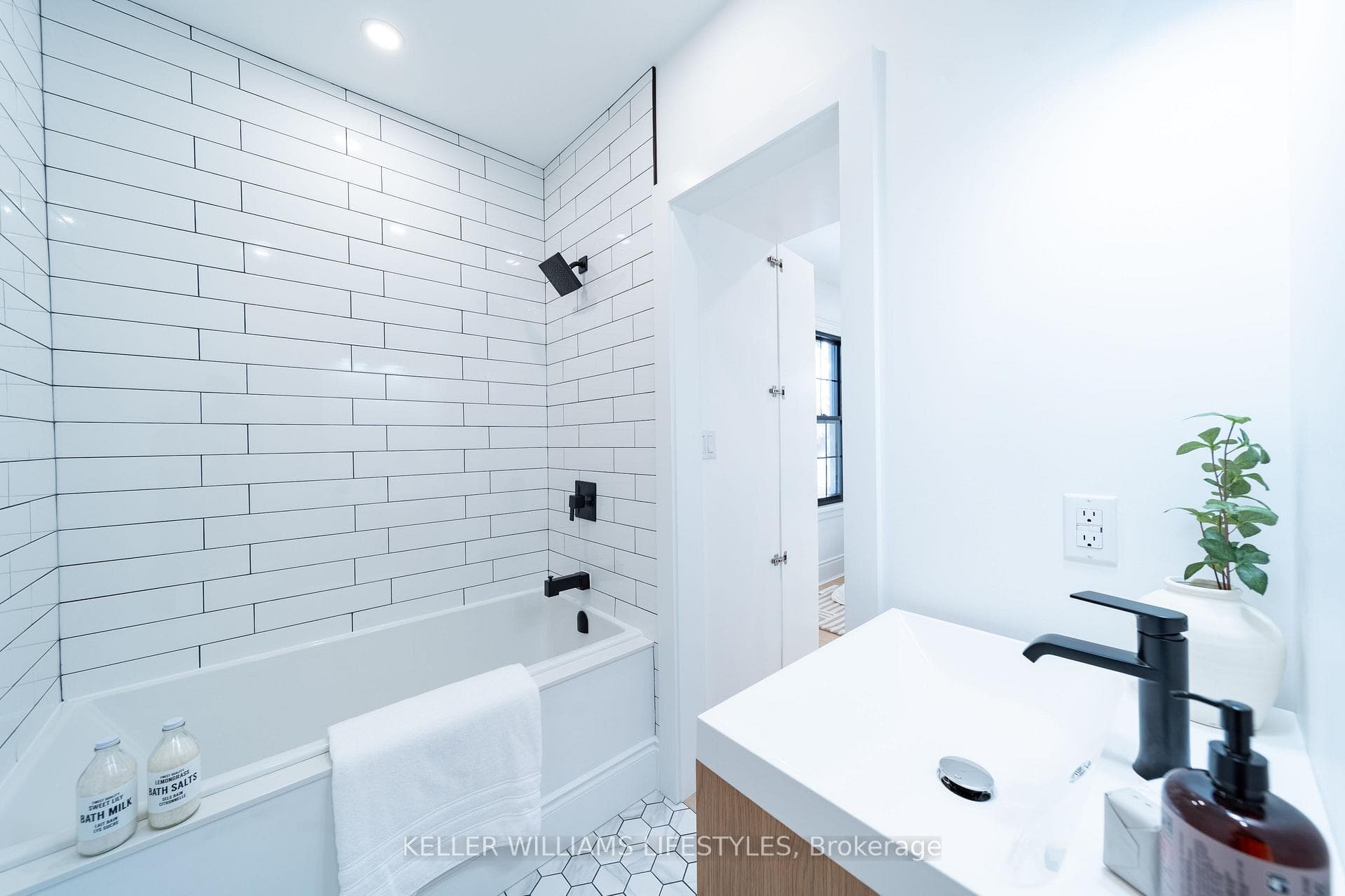Ensuite 2