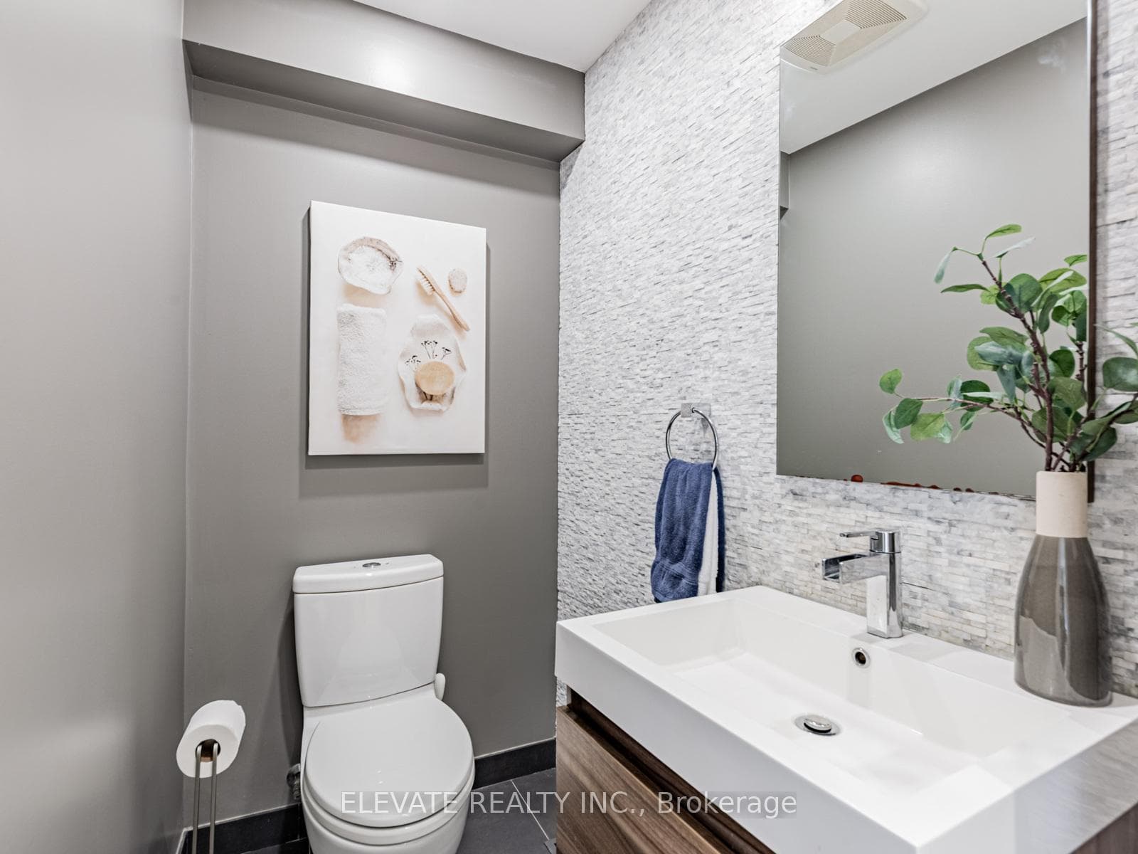 448 Montrose Avenue photo 13
