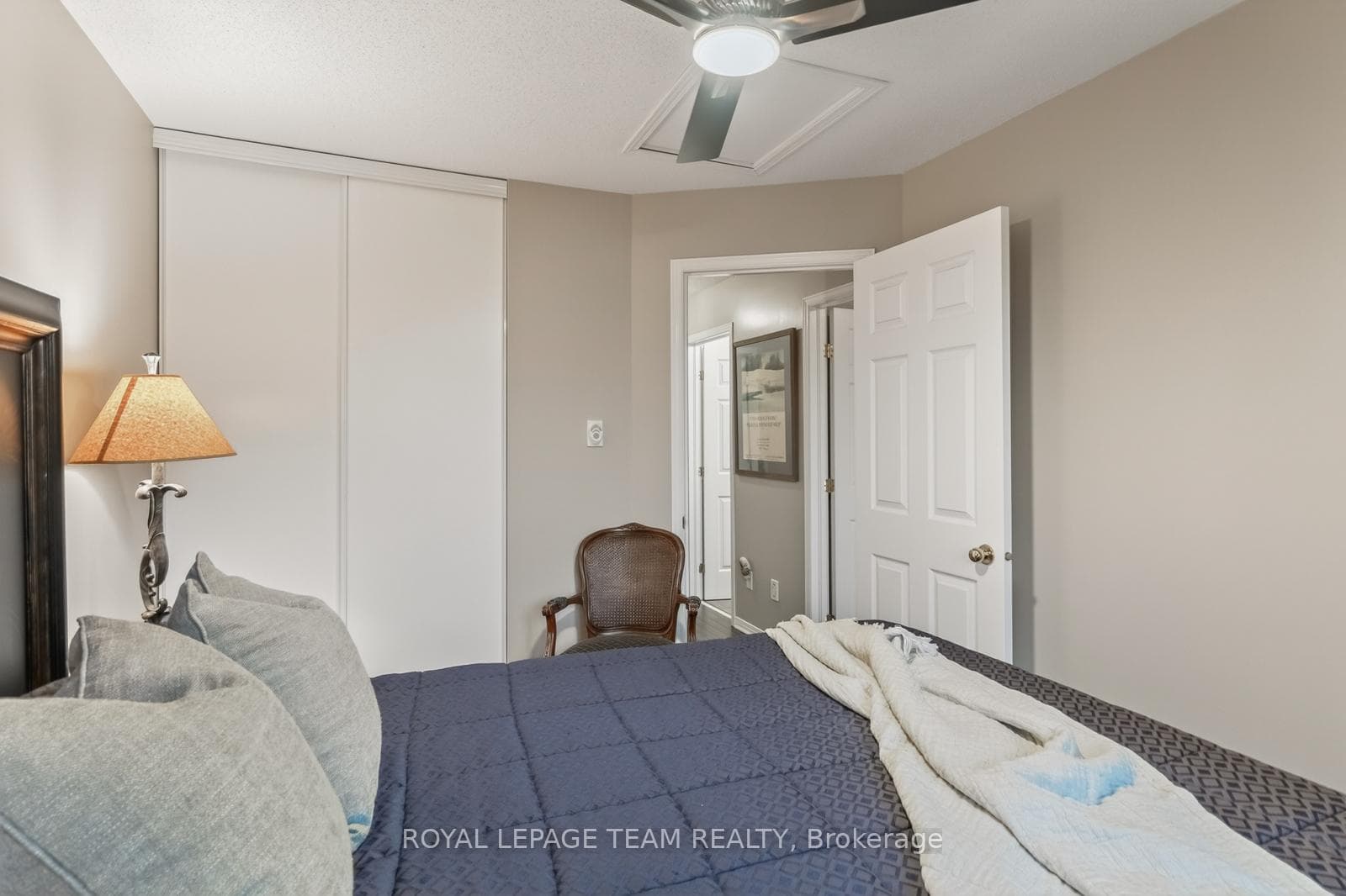 9 BOREALIS Crescent photo 19