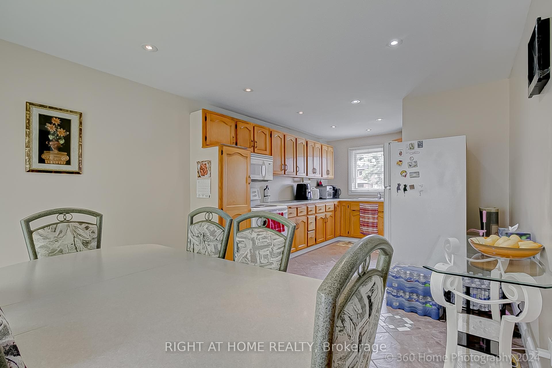 685 Foxwood Trail photo 25