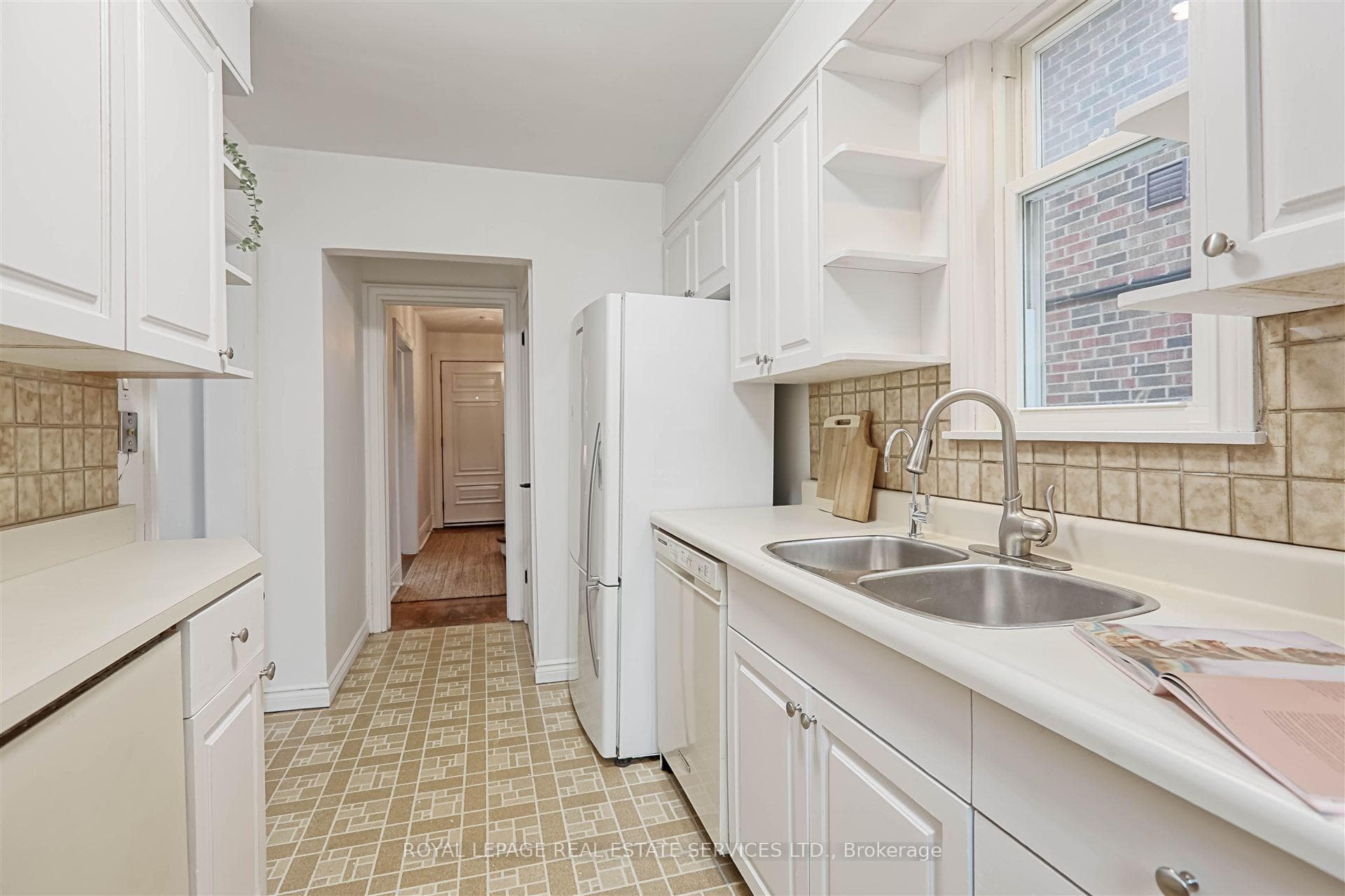 21 Sunnybrook Road photo 9