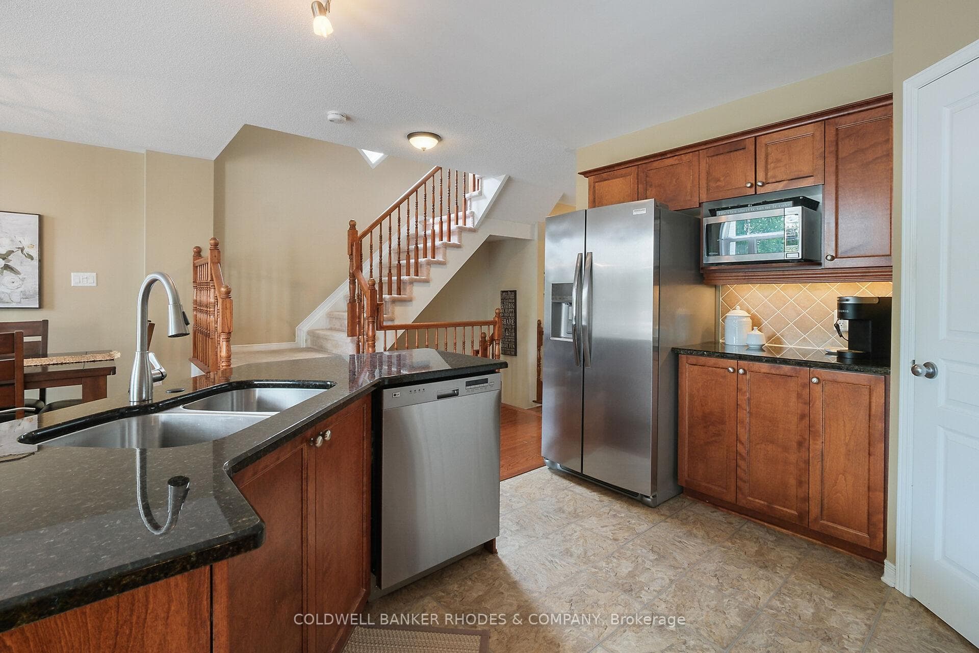 175 Destiny Private photo 16