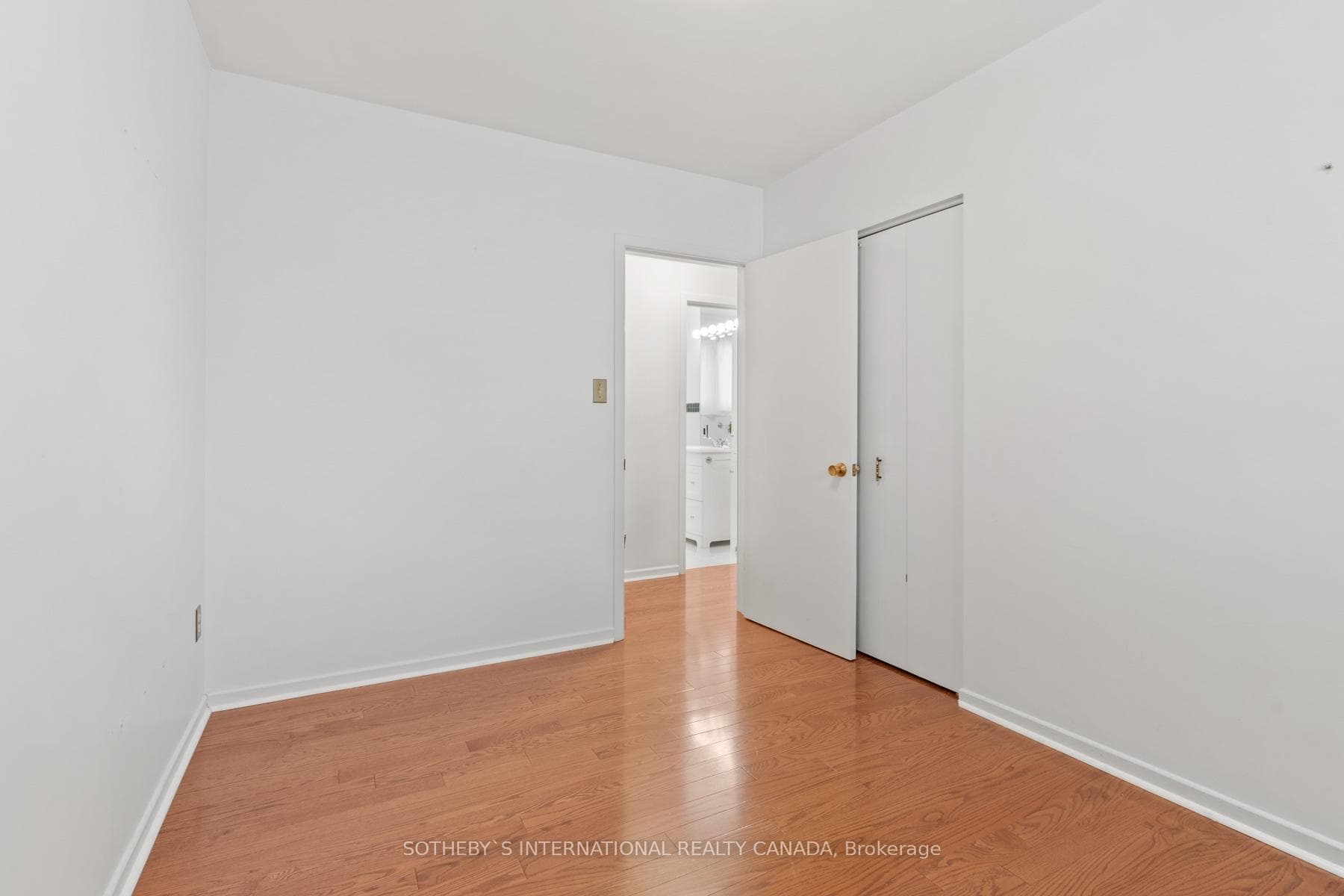 1176 Grange Road photo 17
