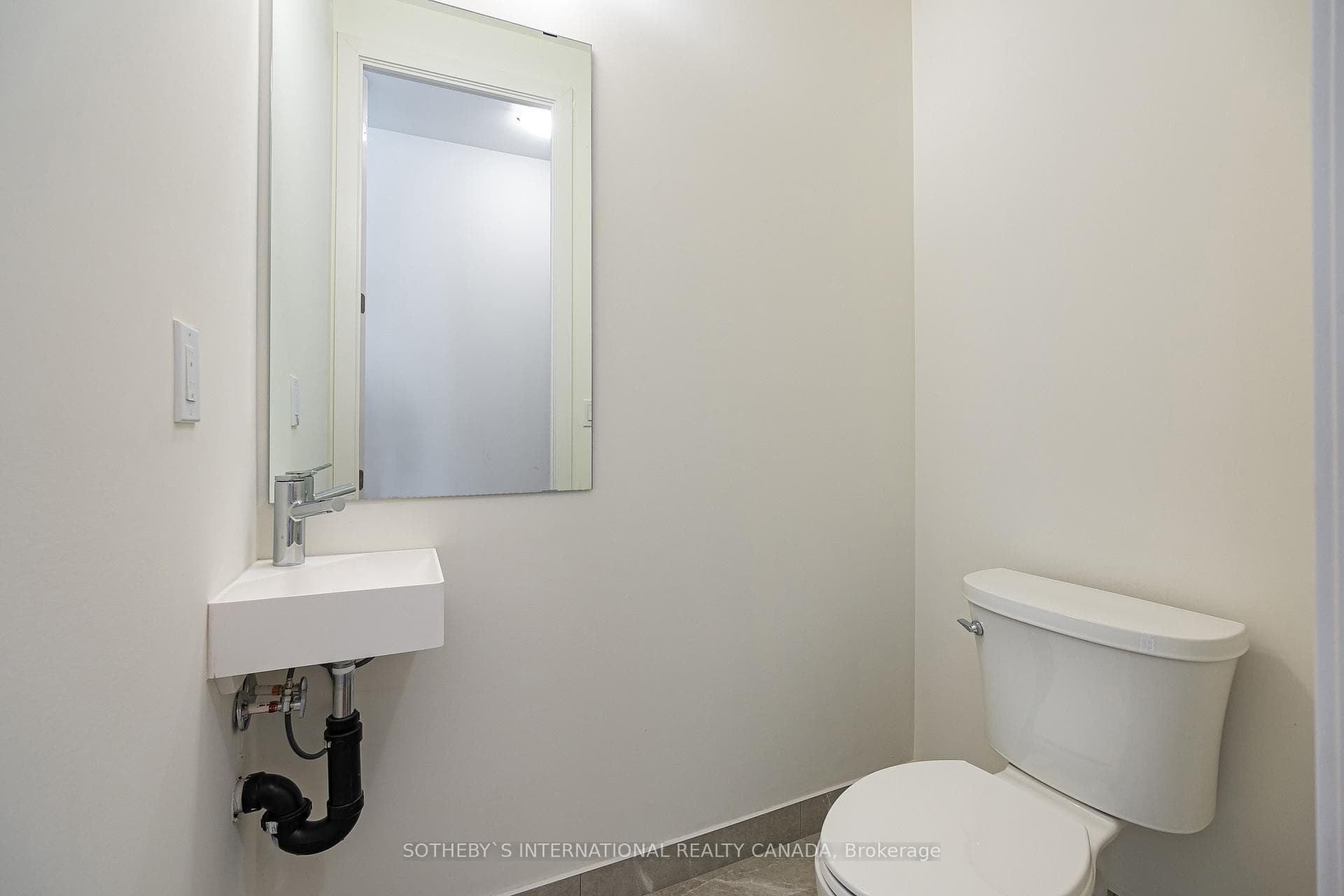 10 David Eyer Road Unit 1232 photo 9