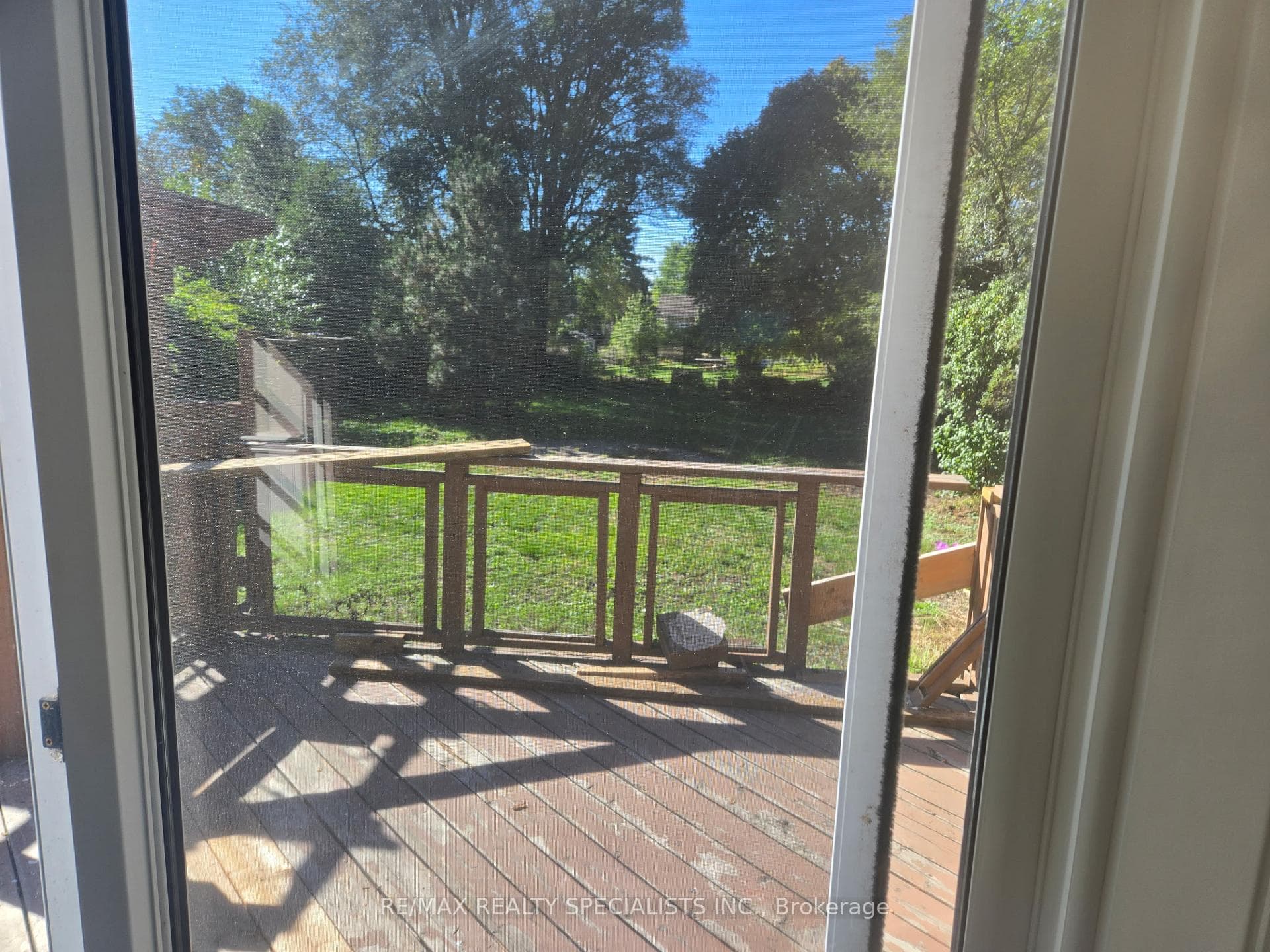 970 Concession Street photo 23