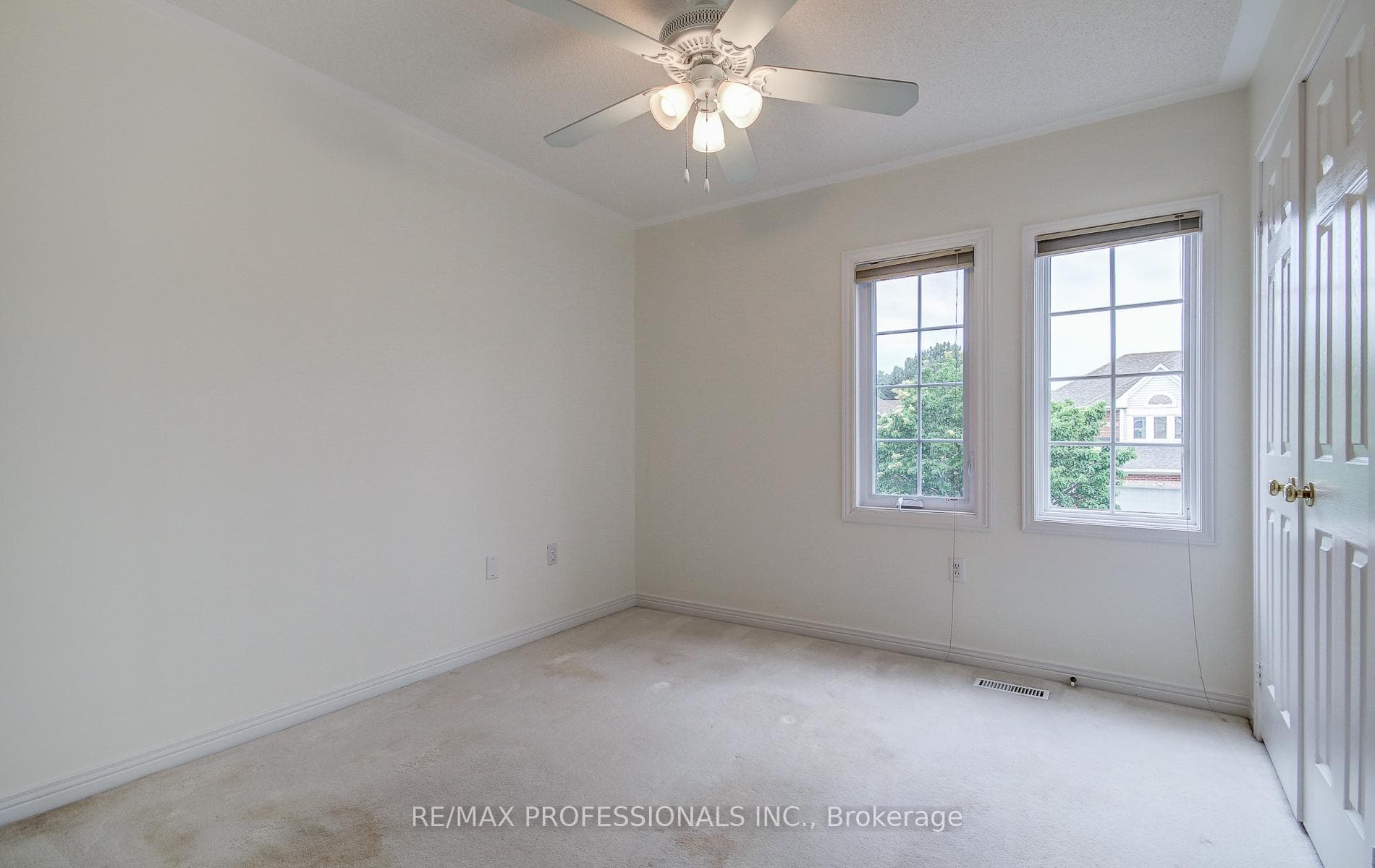 2145 Country Club Drive Unit 23 photo 21