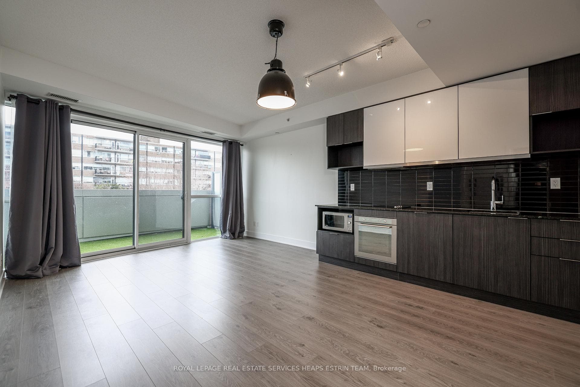 99 The Donway West Road Unit 210 photo 5