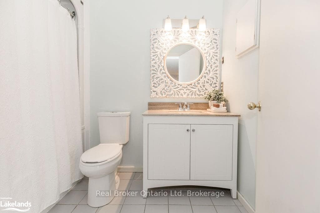 127 FAIRWAY Crescent Unit 31 photo 30