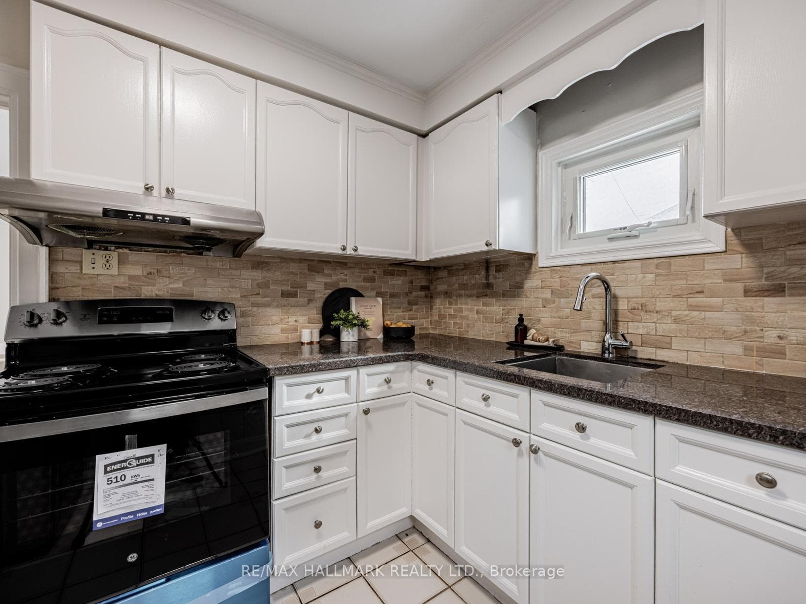 419 Mortimer Avenue photo 15