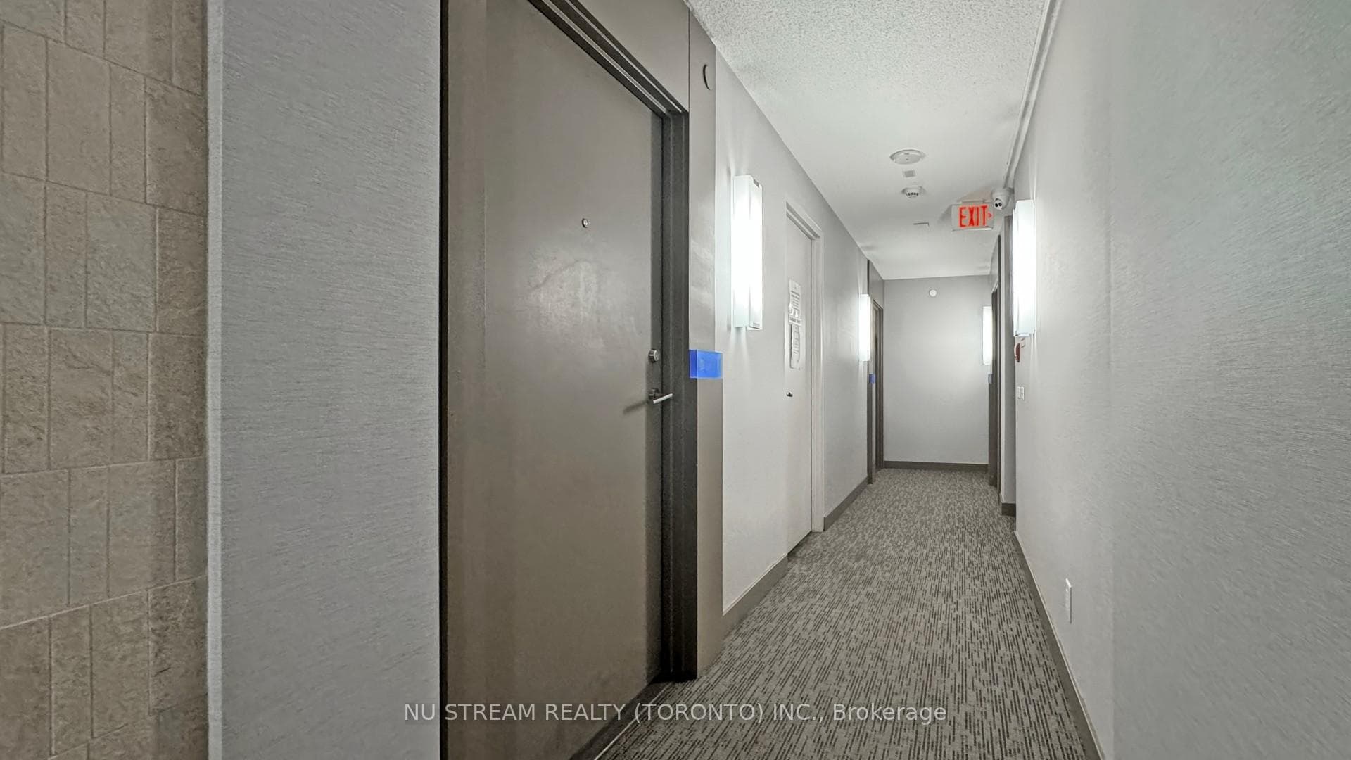 72 Esther Shiner Boulevard Unit 2111 photo 24