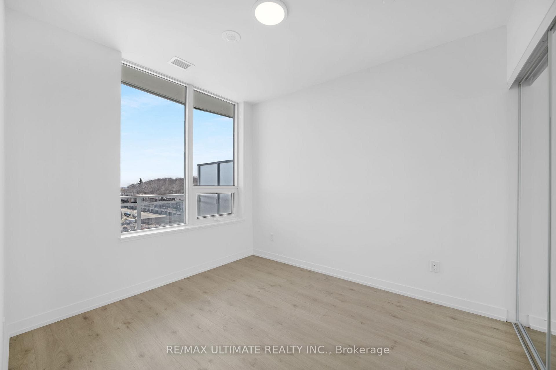 2501 Saw Whet Boulevard Unit 612 photo 9