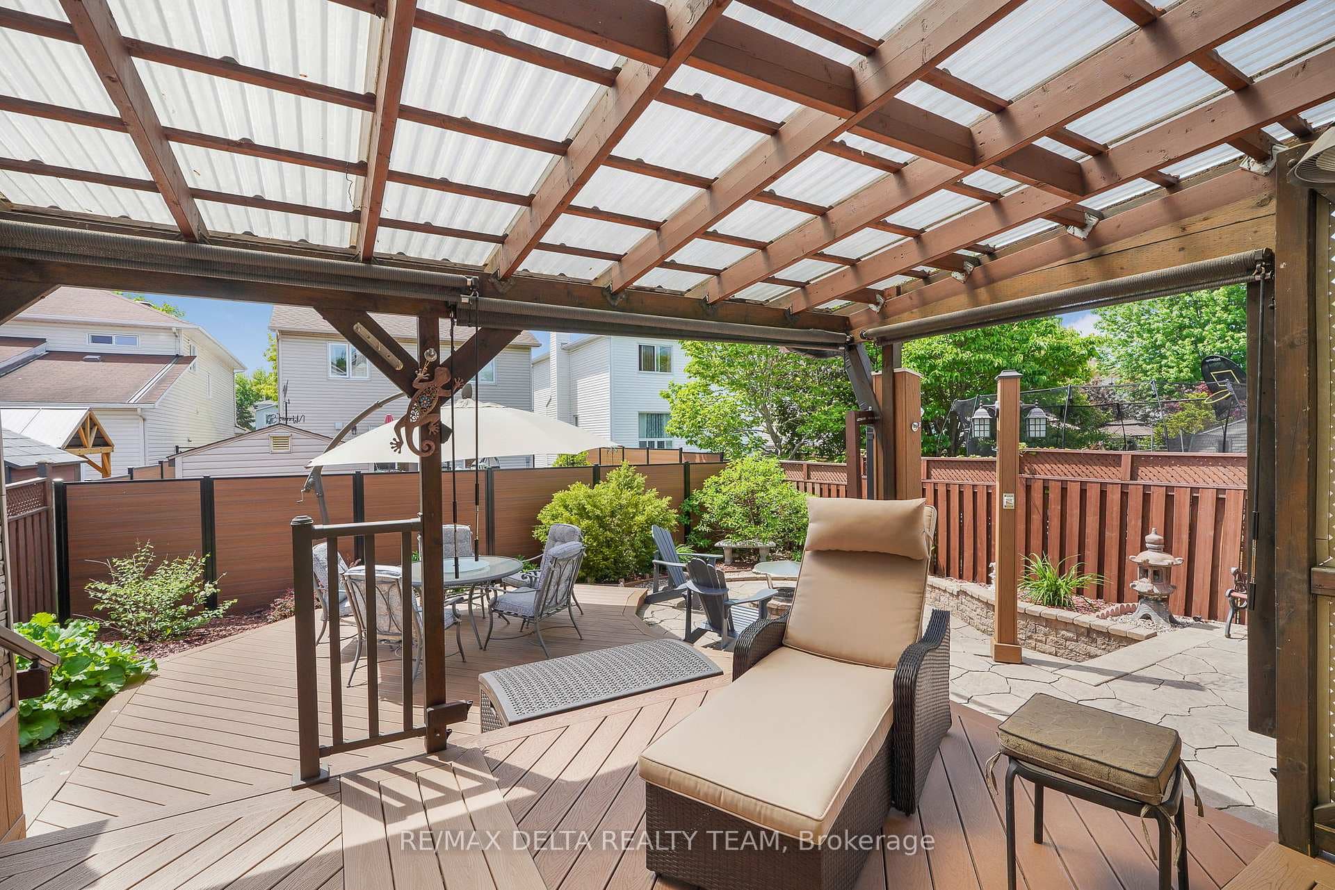 2040 Sunland Drive photo 26