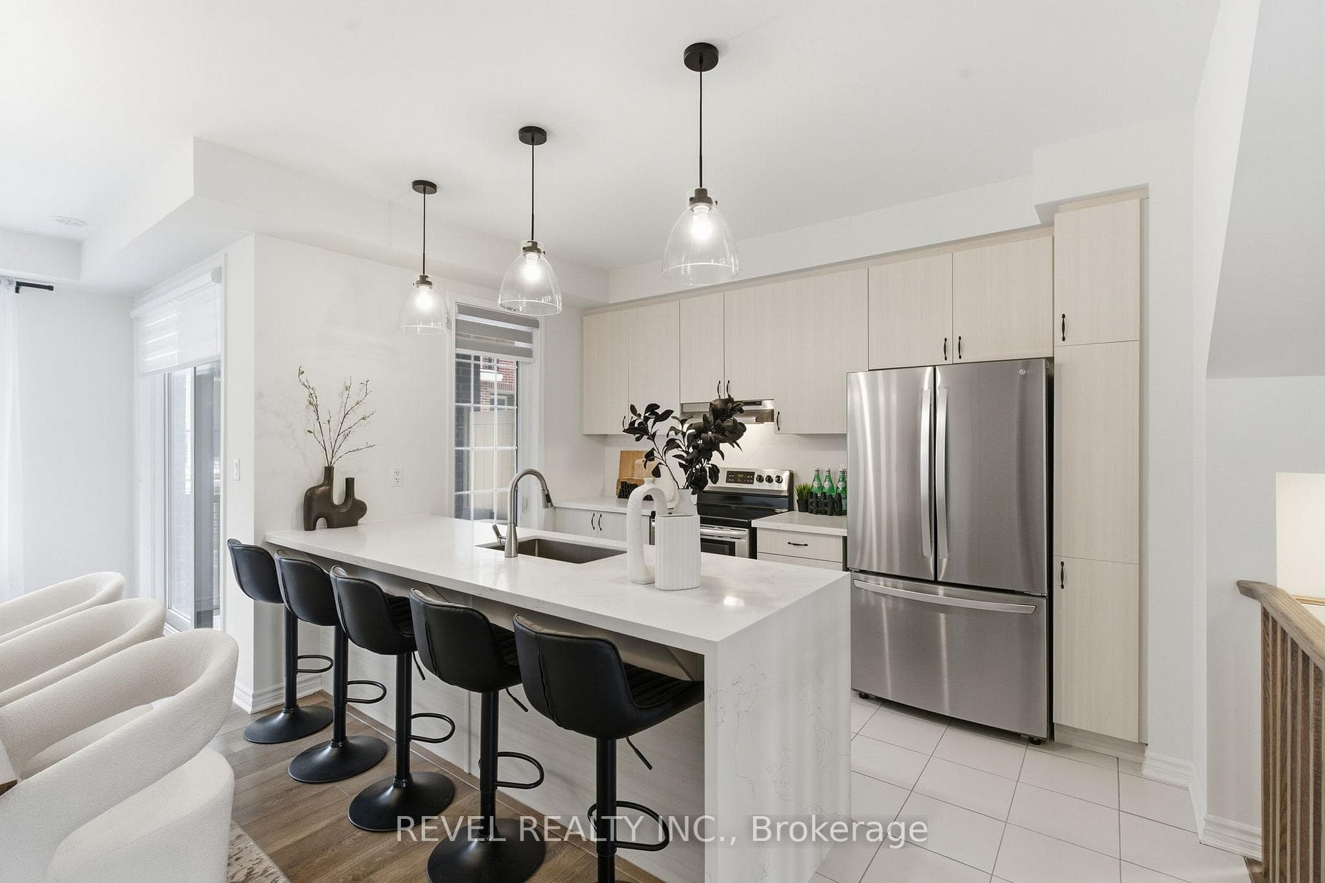 3344 Thunderbird Promenade photo 24