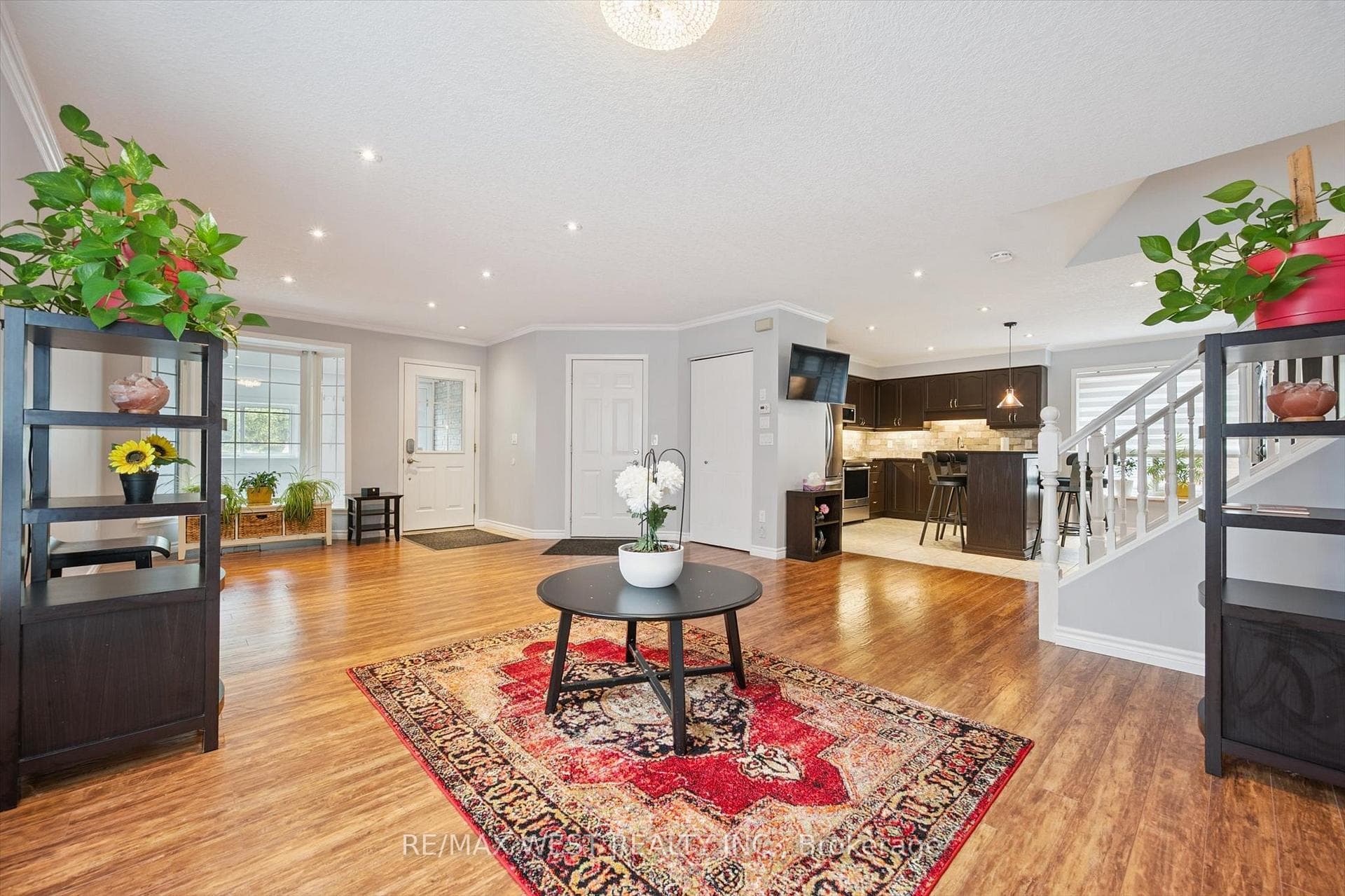 420 Starwood Drive photo 12