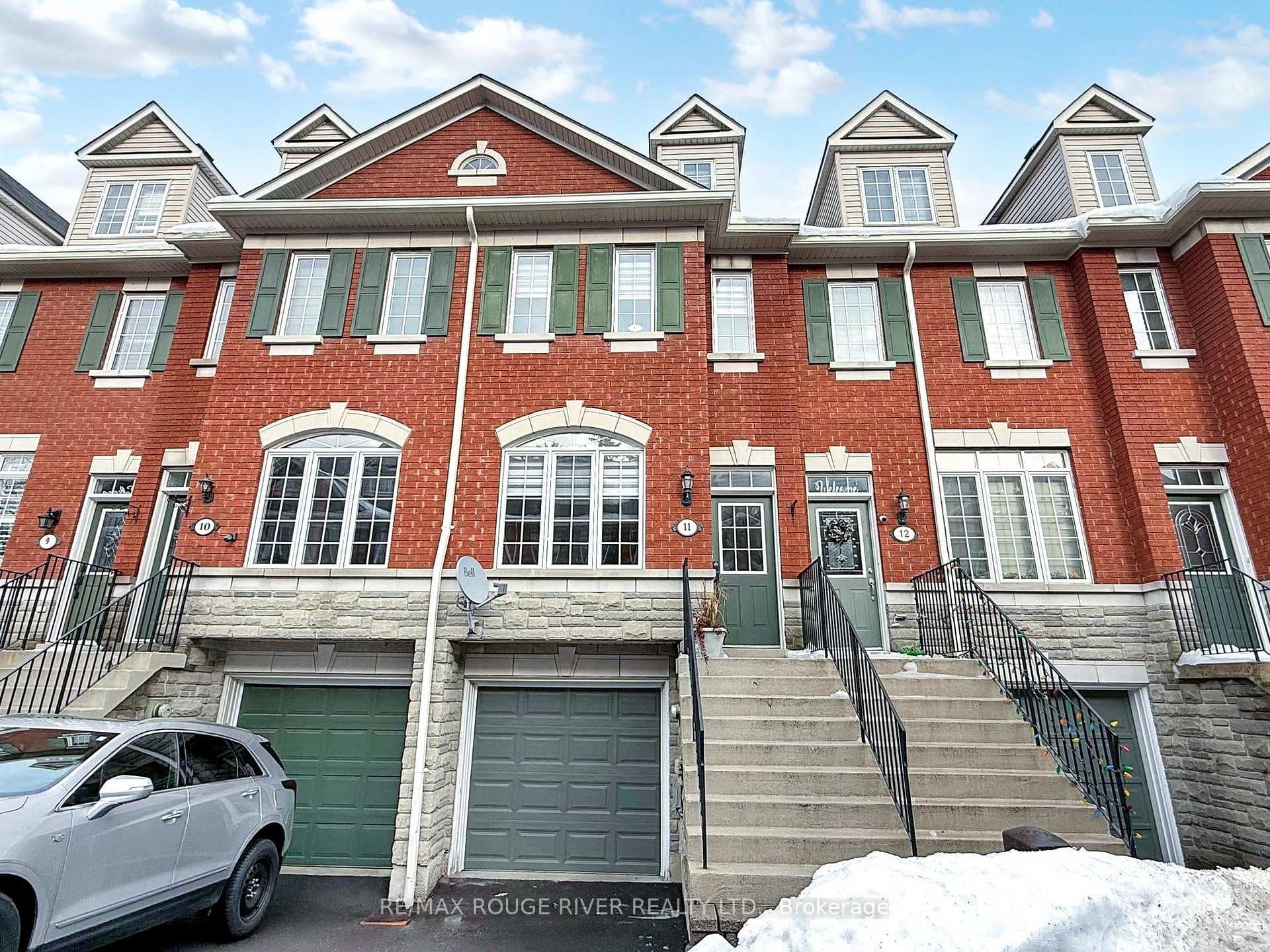 1330 Altona Road Unit 11 photo 2