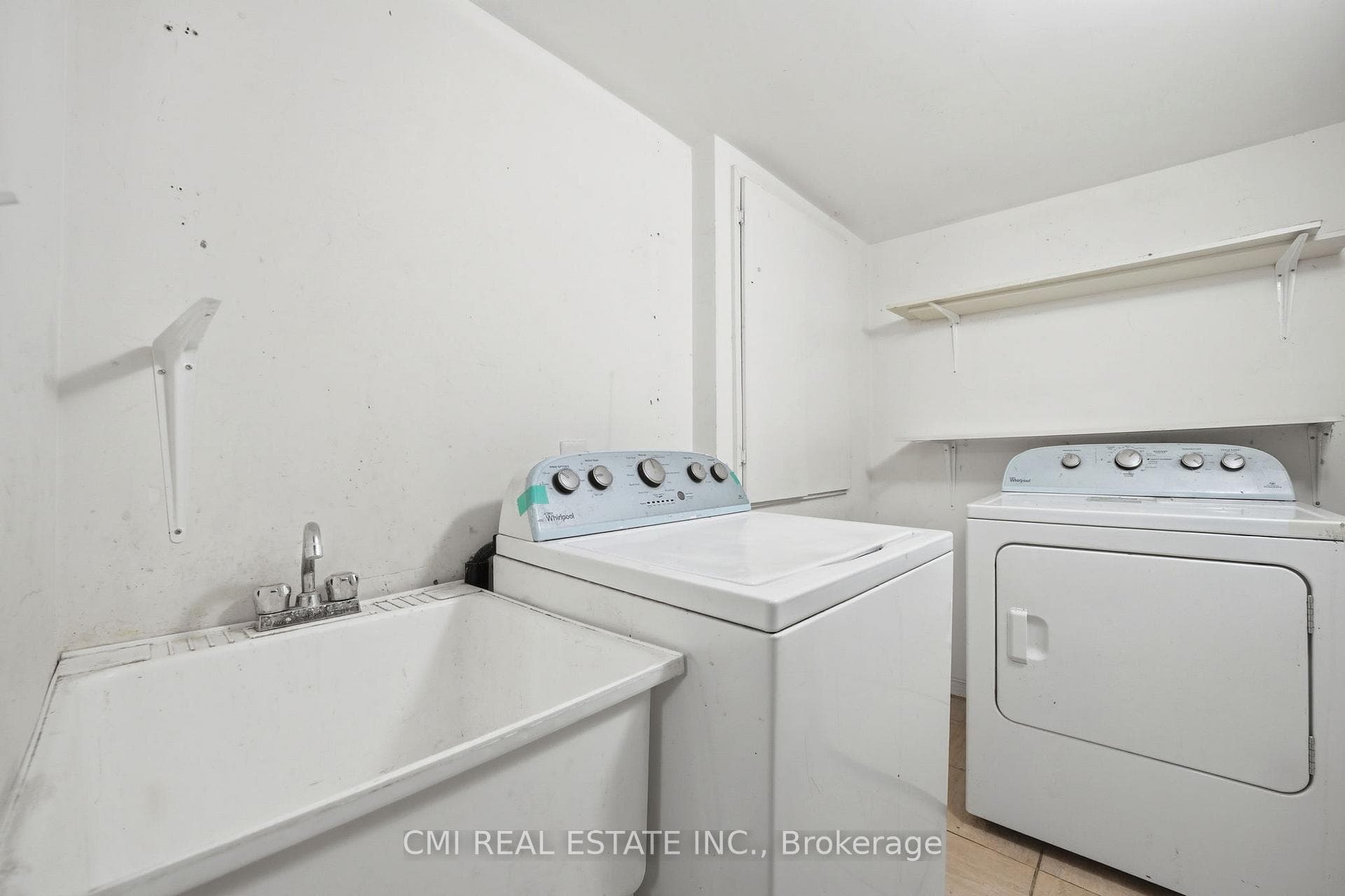 14 Gulfbrook Circle photo 33