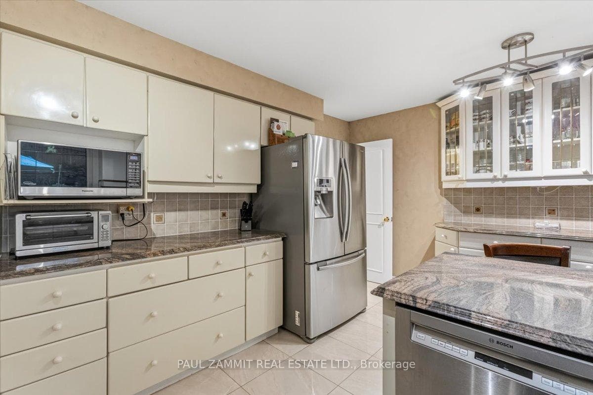 39 Woolsthorpe Crescent photo 13
